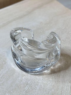 Vintage Abstract Large Wavy Lucite Bangle