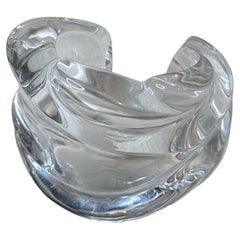 Vintage Abstract Large Wavy Lucite Bangle