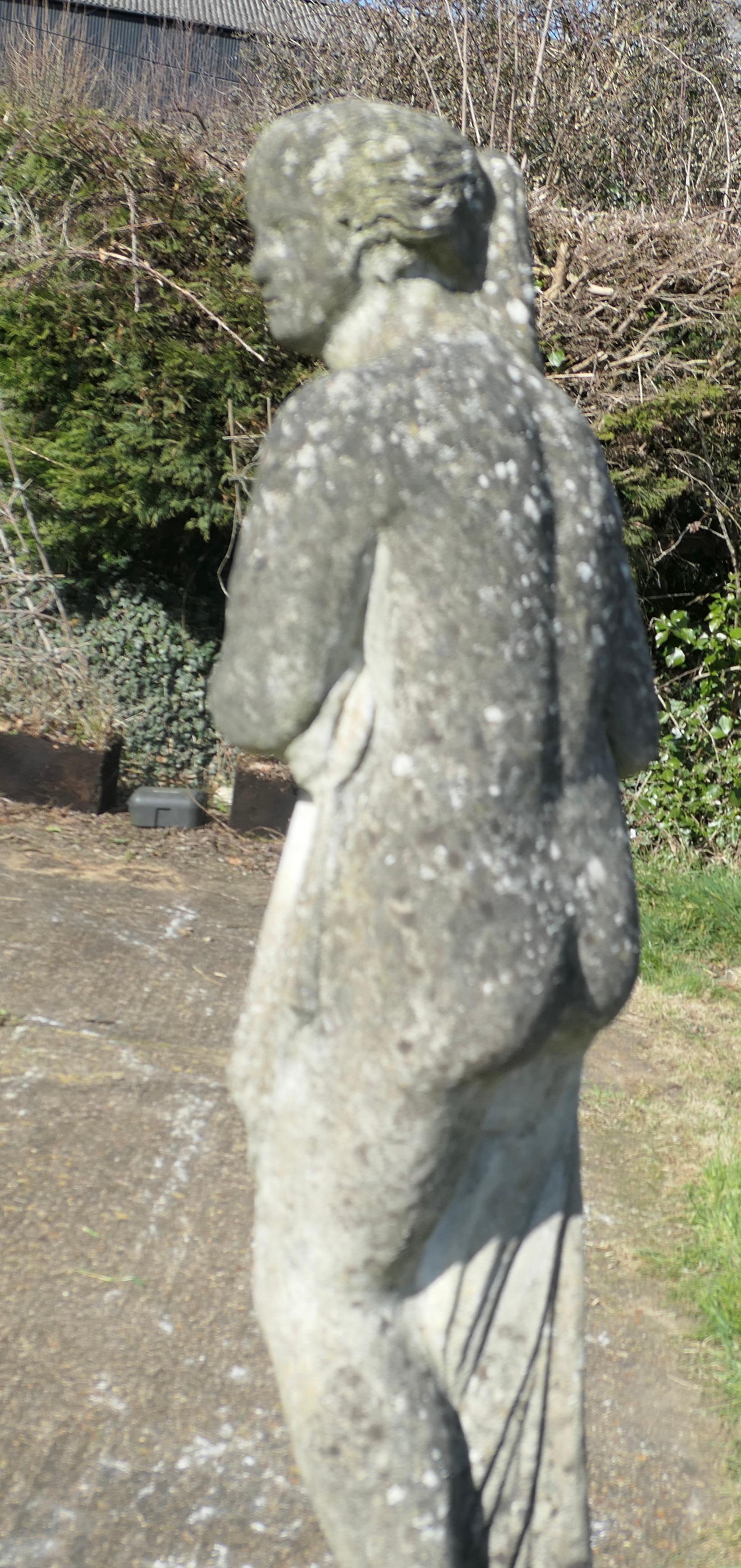 Grande statue de jardin de Vénus  Grande statue de Vénus en vente 5