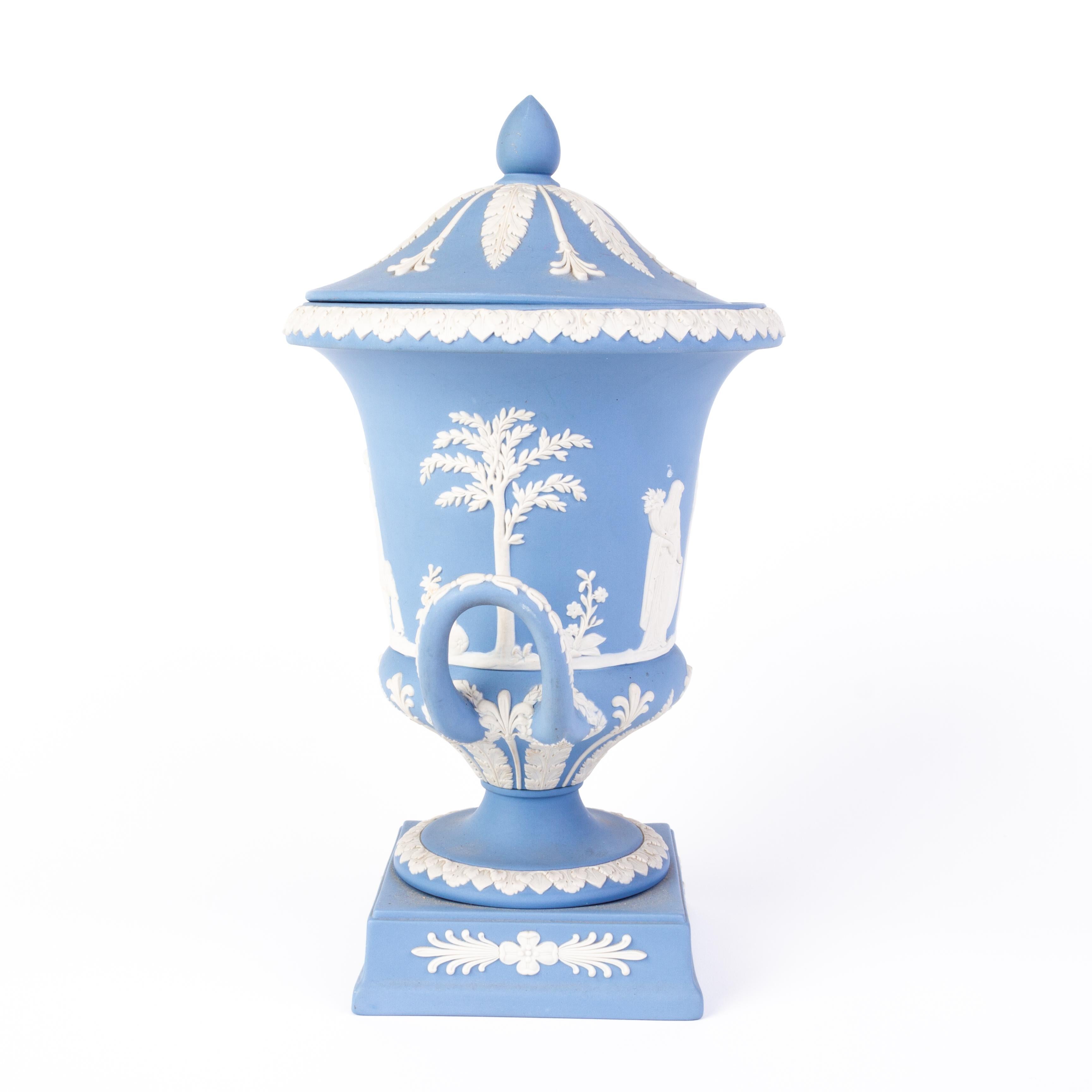 20th Century Large Wedgwood Blue Jasperware Cameo Neoclassical Urn Campana Vase For Sale