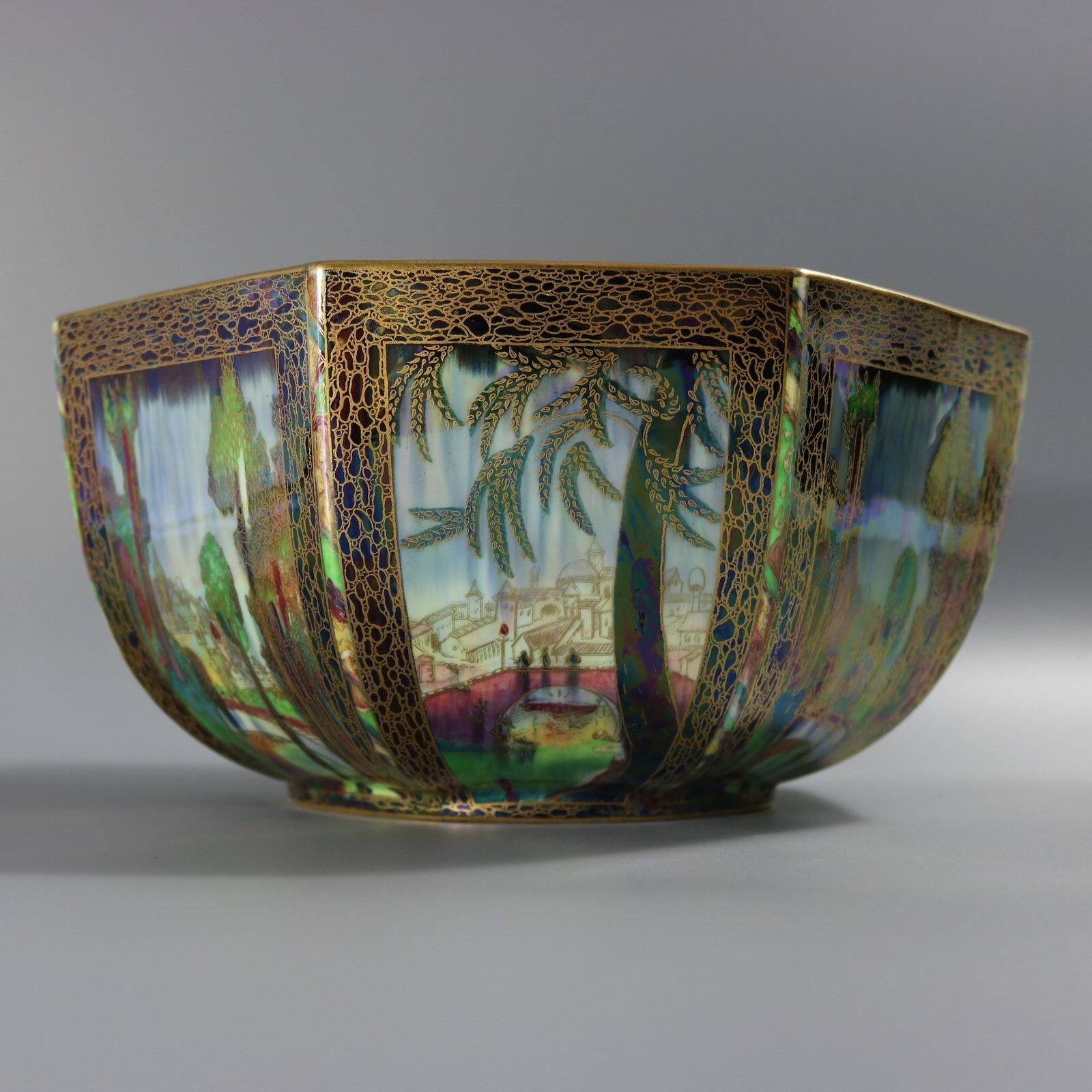 Gran cuenco octogonal Dana de Wedgwood Fairyland Lustre en venta 7