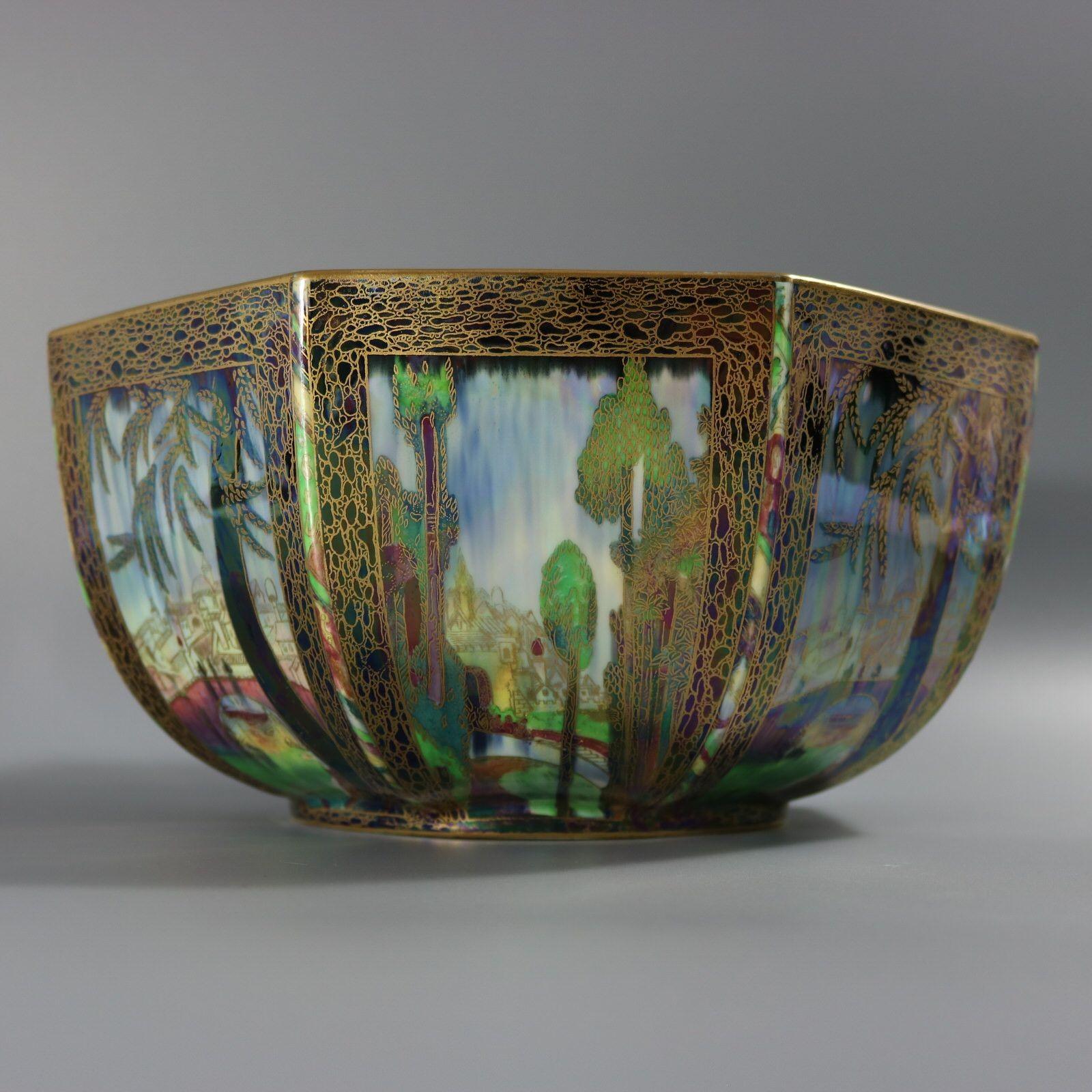 Gran cuenco octogonal Dana de Wedgwood Fairyland Lustre en venta 8