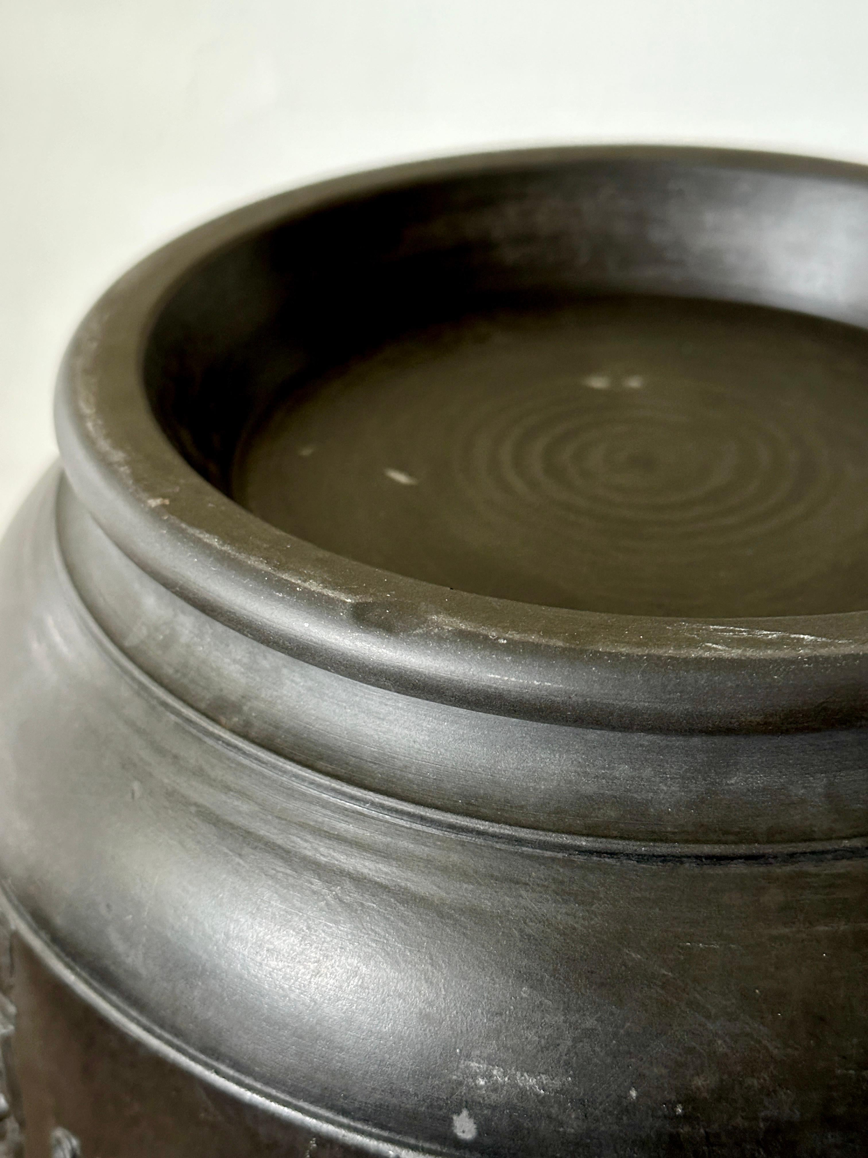 Grande Jardiniere neoclassico in basalto nero massiccio di Wedgwood in vendita 1