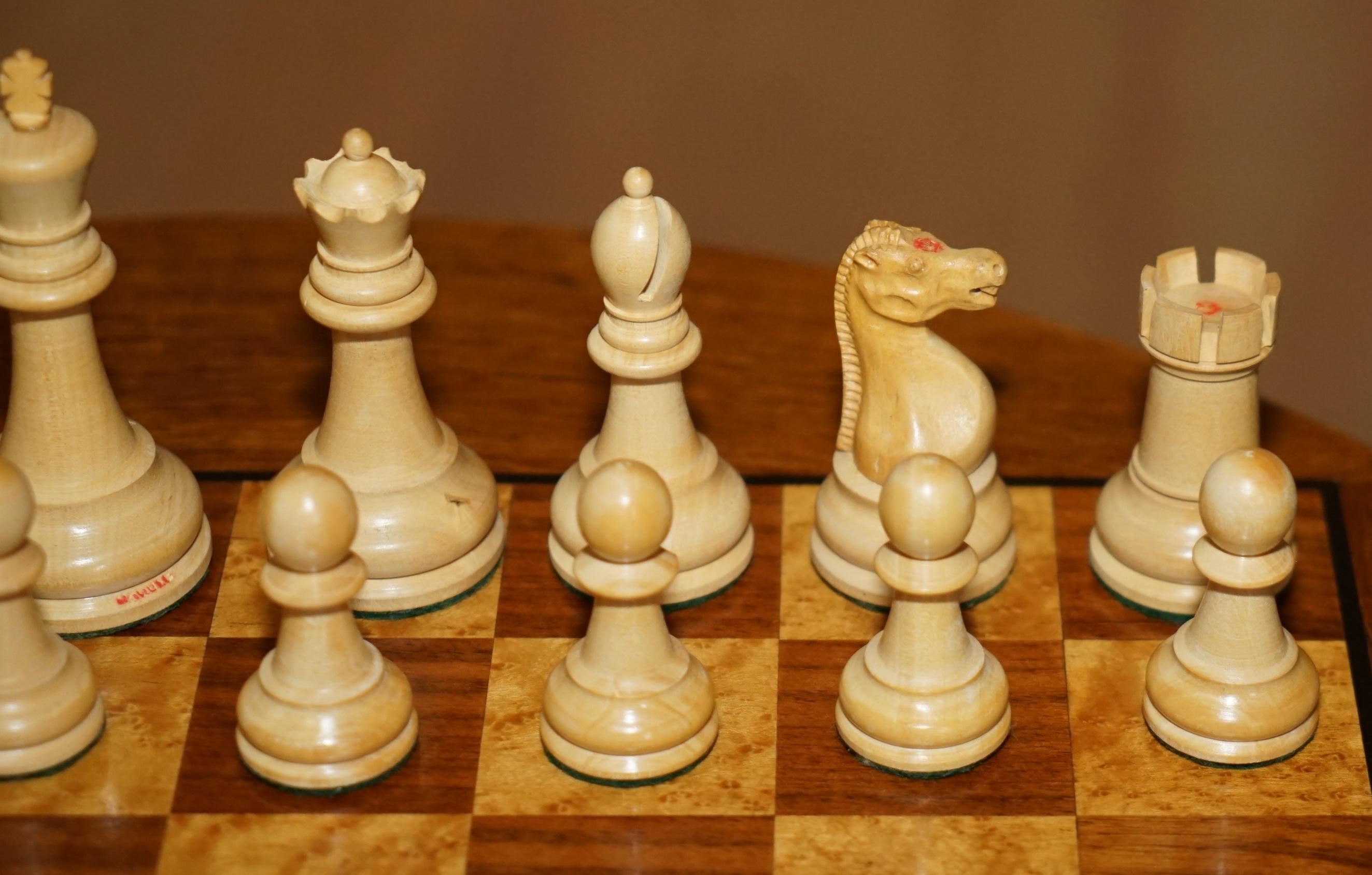 GRANDE SET DI SCACCHI D'EPOCA DI JACQUE STAUNTON CHESSMAN STAMPED SCATOLA ORIGINALE in vendita 2