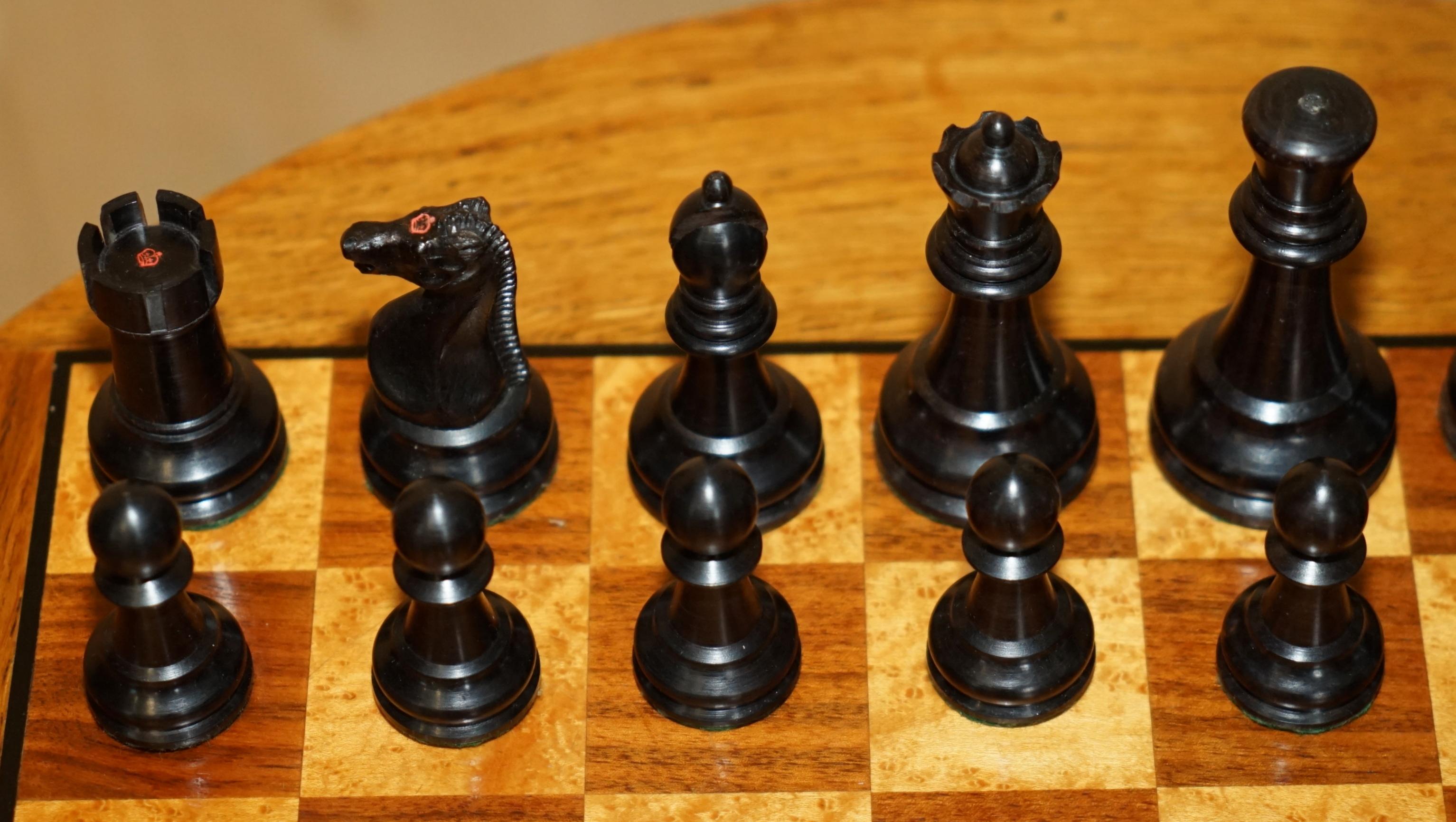GRANDE SET DI SCACCHI D'EPOCA DI JACQUE STAUNTON CHESSMAN STAMPED SCATOLA ORIGINALE in vendita 8