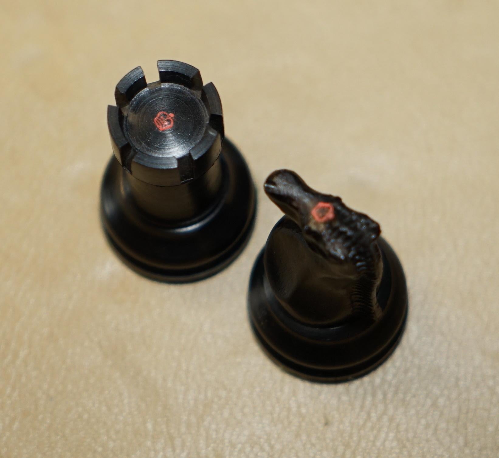 GRANDE SET DI SCACCHI D'EPOCA DI JACQUE STAUNTON CHESSMAN STAMPED SCATOLA ORIGINALE in vendita 11