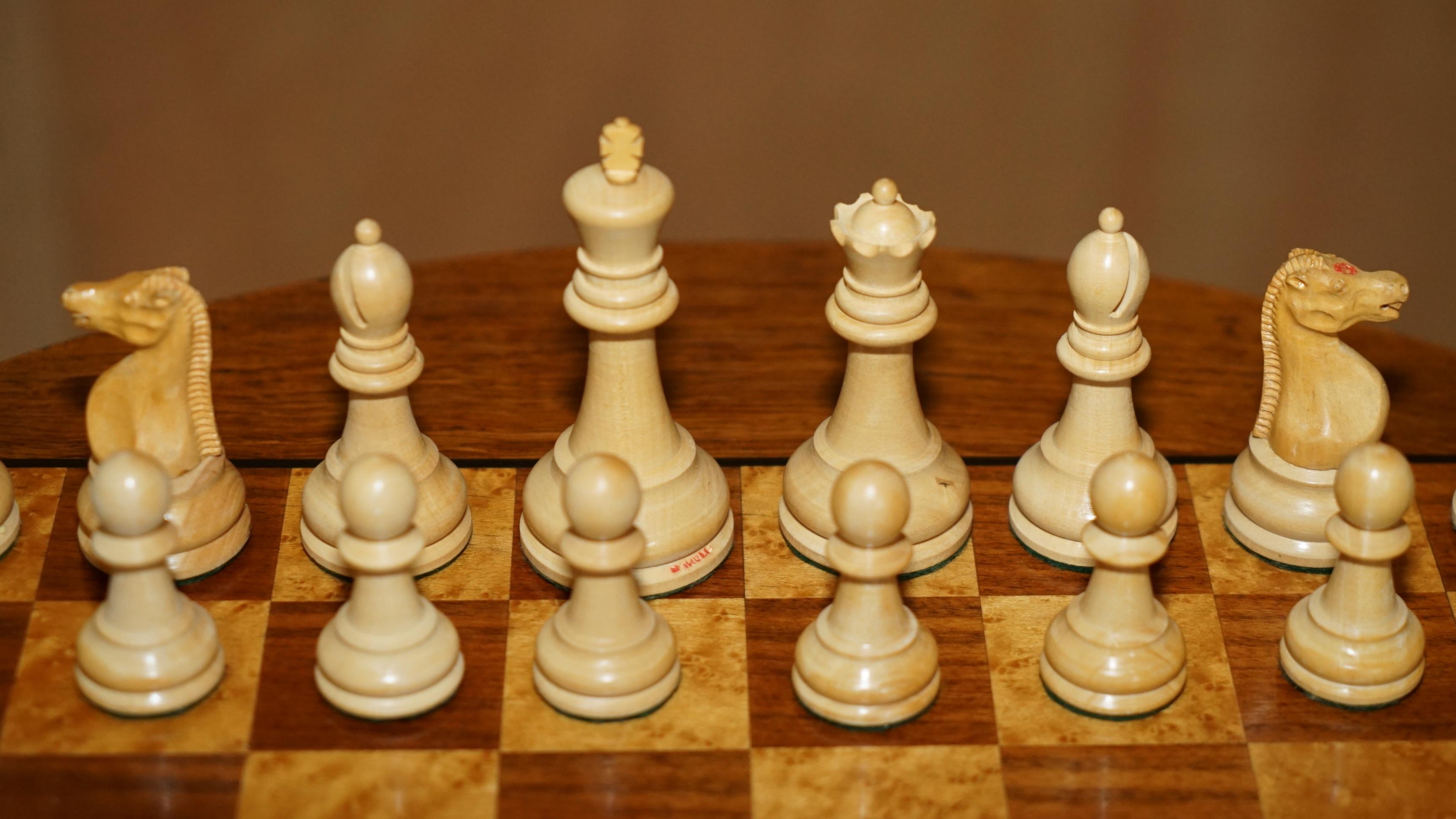 GRANDE SET DI SCACCHI D'EPOCA DI JACQUE STAUNTON CHESSMAN STAMPED SCATOLA ORIGINALE in vendita 1