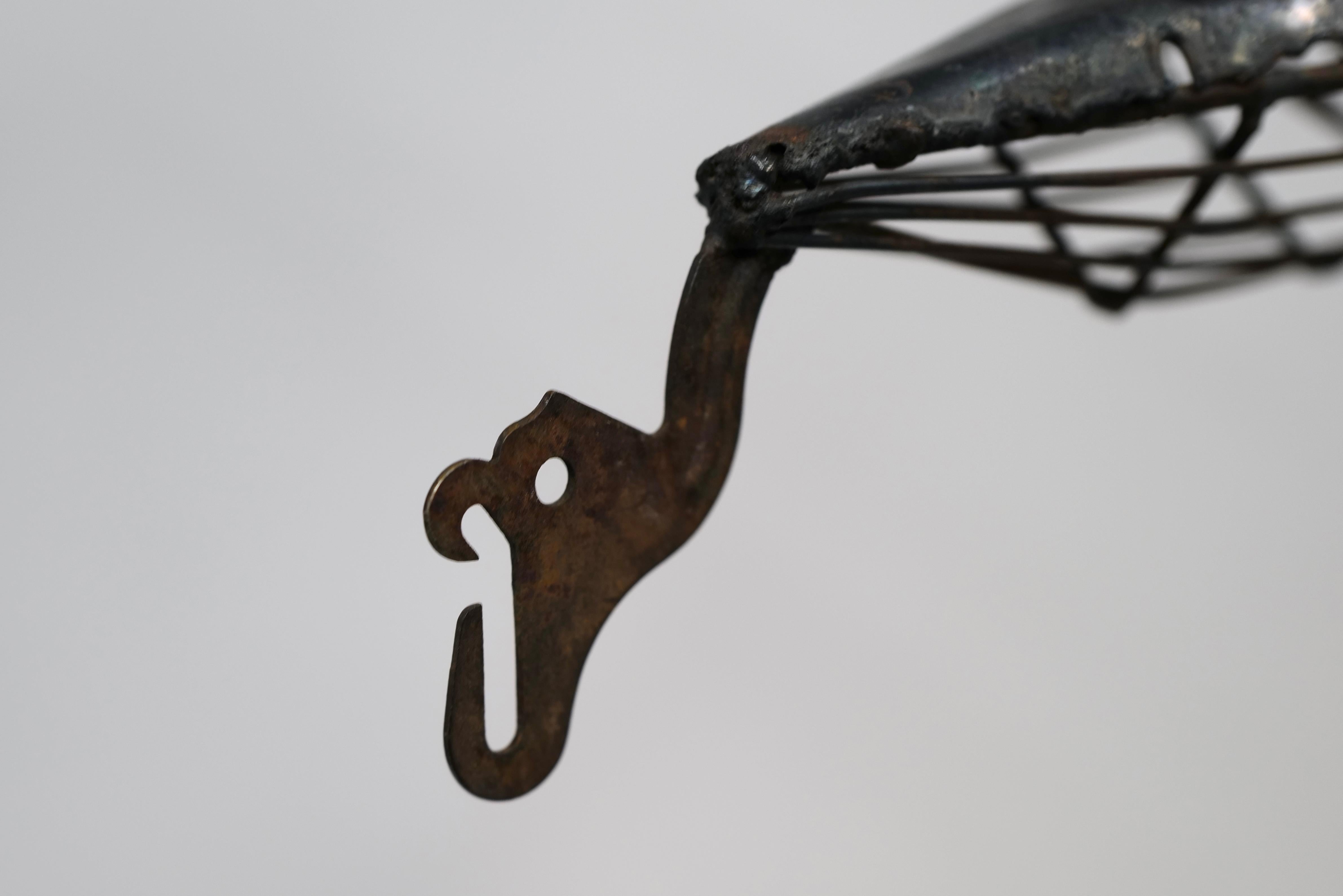 Metallo Scultura di aeroplano in filo metallico saldato di grandi dimensioni