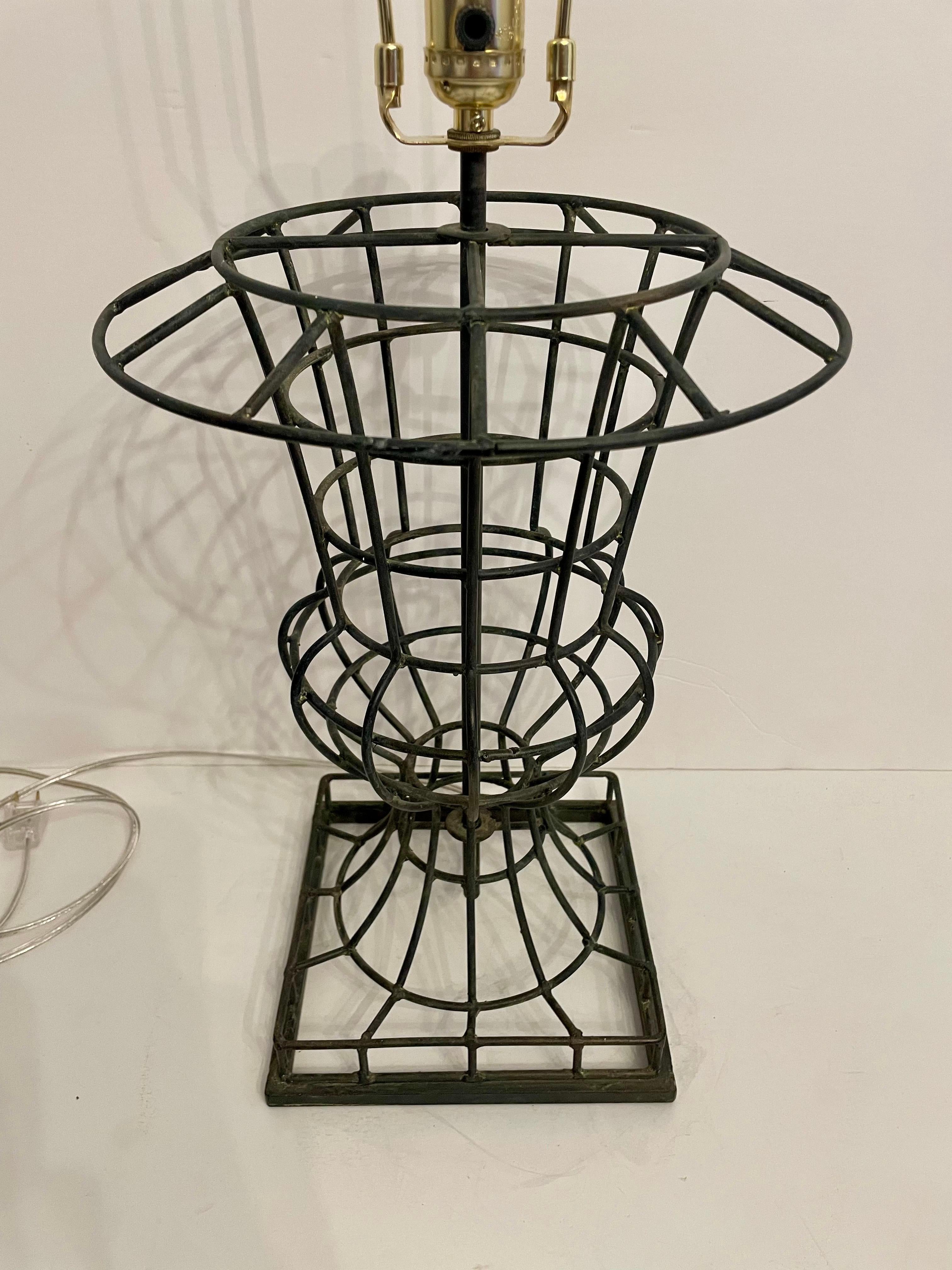 Large Welded Wire Urn Form Lamp In Good Condition For Sale In New York, NY