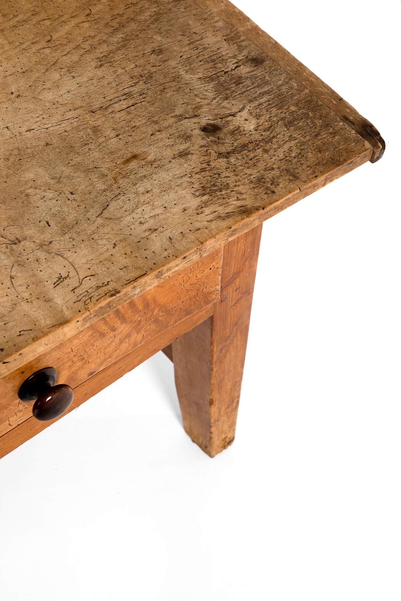 Large Welsh Dairy Table with Drawers For Sale 4