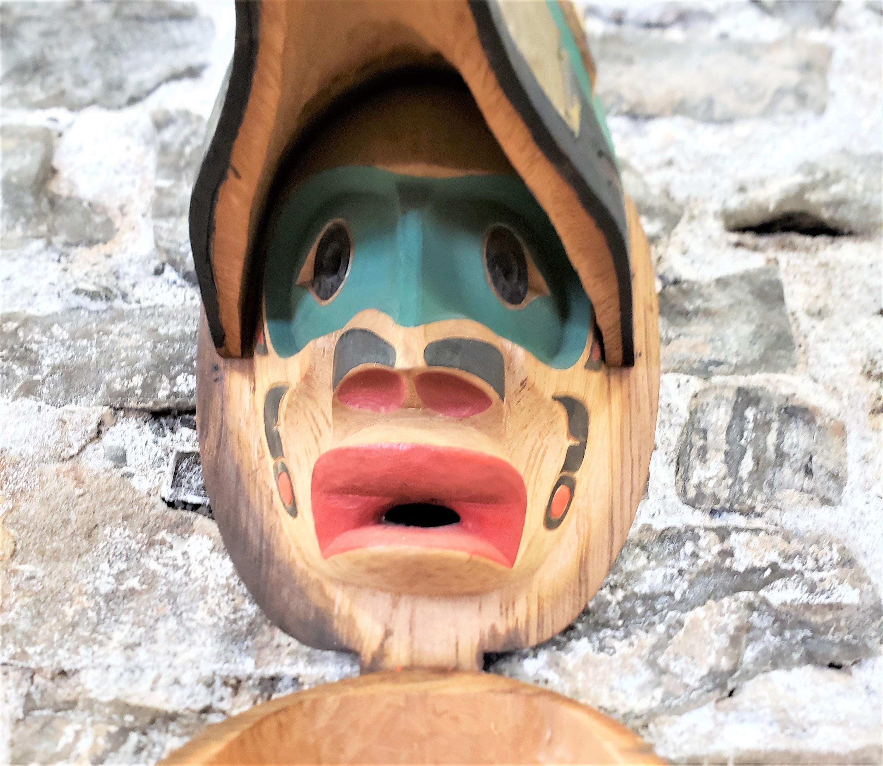Large West Coast Haida Styled Indigenous Folk Art Carved Mask or Wall Sculpture In Good Condition In Hamilton, Ontario
