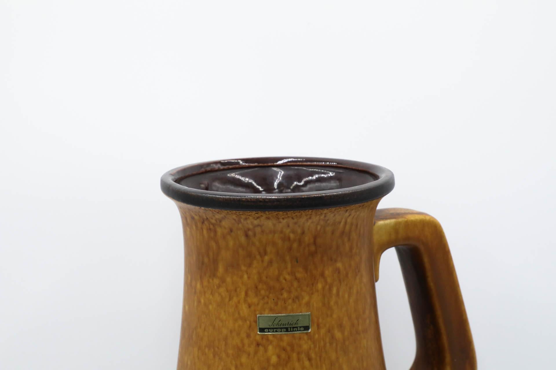 Grand vase Scheurich d'Allemagne de l'Ouest avec poignée en brun avec motif texturé en vente 1