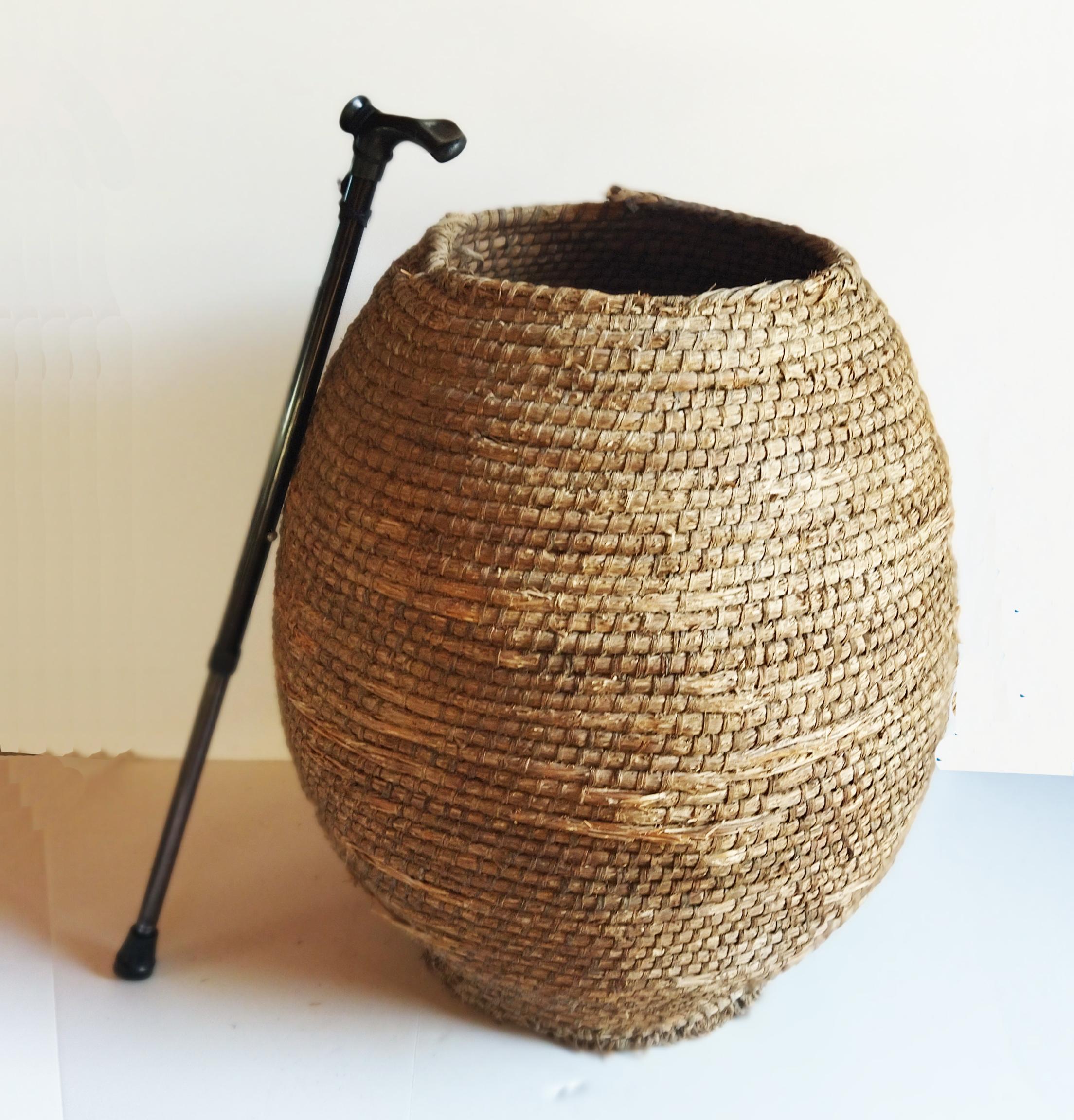 Rustic Large Wheat Basket Made With Esparto Grass or Hemp, Garden Ornaments Pot Cover For Sale