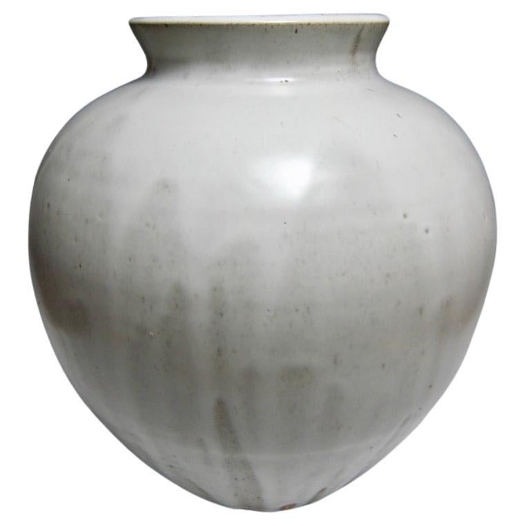Große Vase mit Radüberwurf von Jason Fox im Angebot