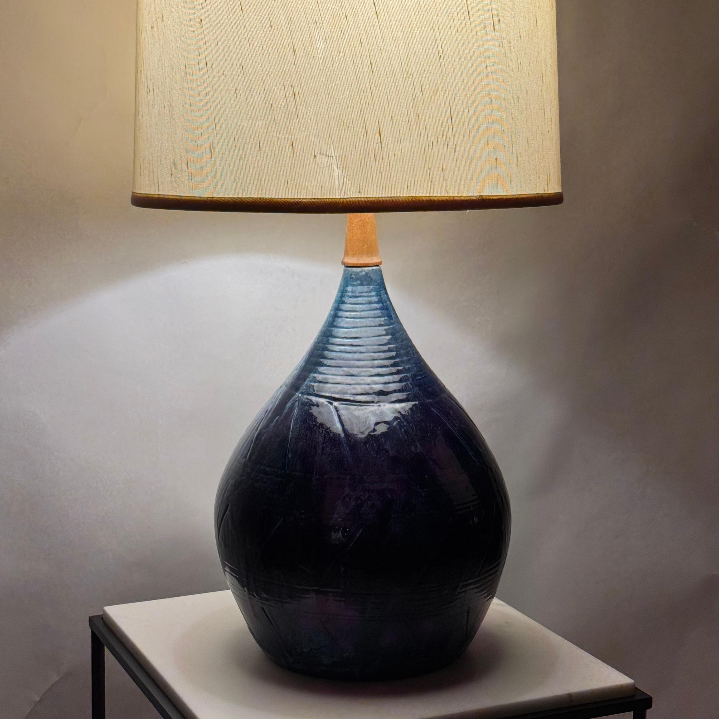 Large Whimsical Glazed Ceramic Teardrop Lamp with Original Shade For Sale 4