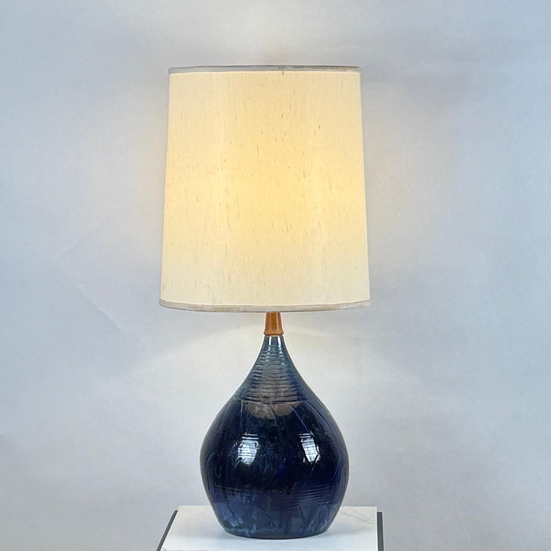 Large Whimsical Glazed Ceramic Teardrop Lamp with Original Shade For Sale 6