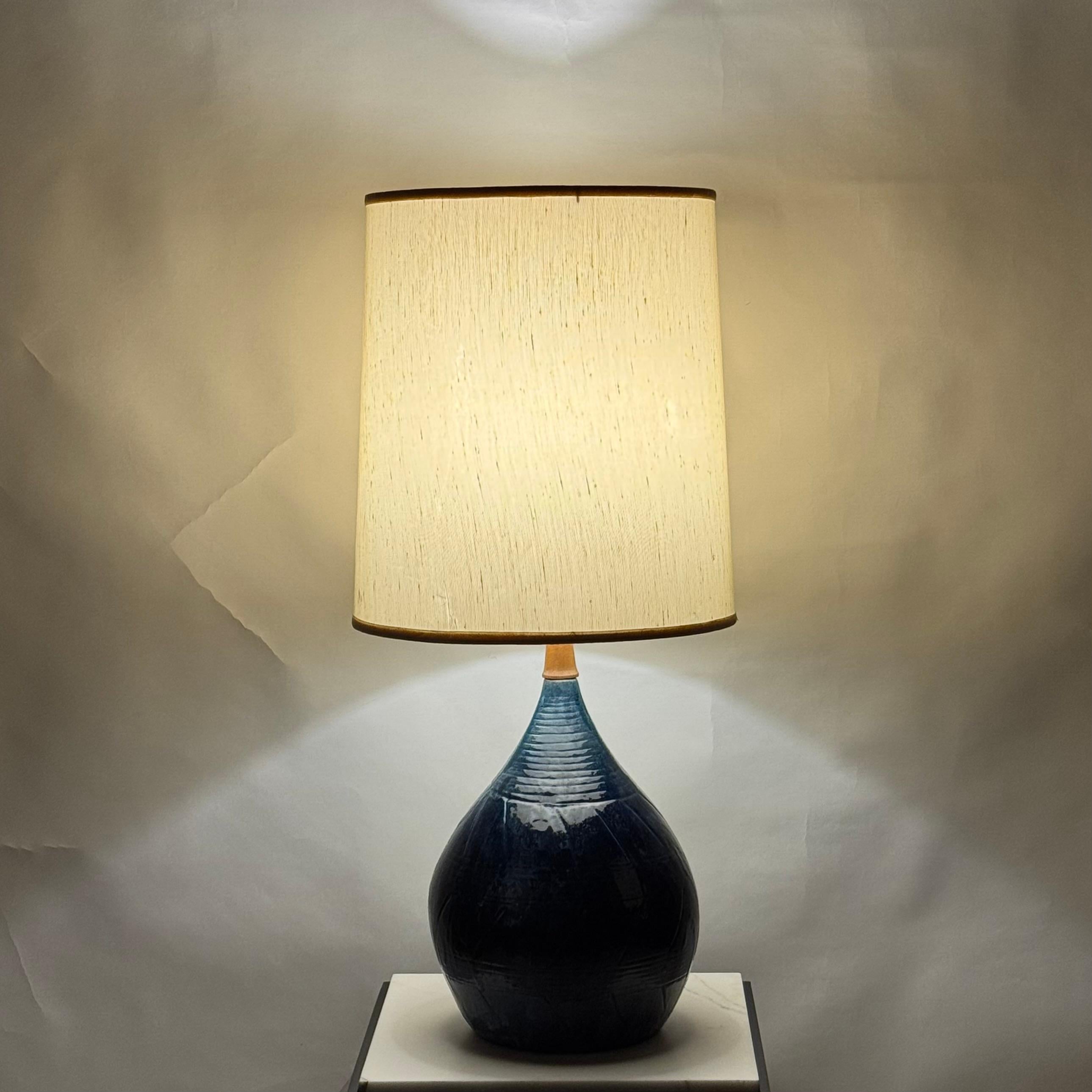 Large Whimsical Glazed Ceramic Teardrop Lamp with Original Shade For Sale 3