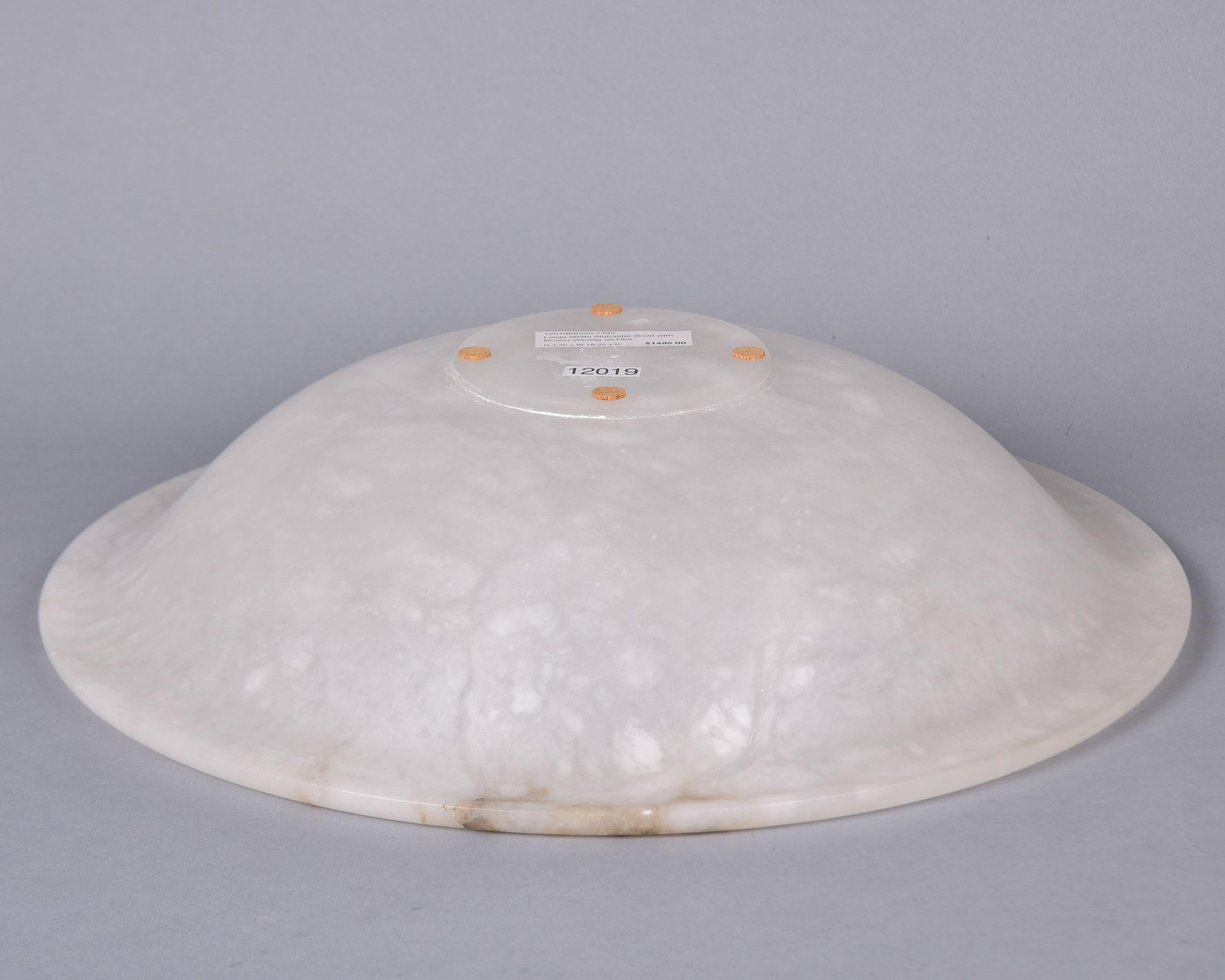 Large White Alabaster Bowl with Minimal Brown Veining For Sale 3