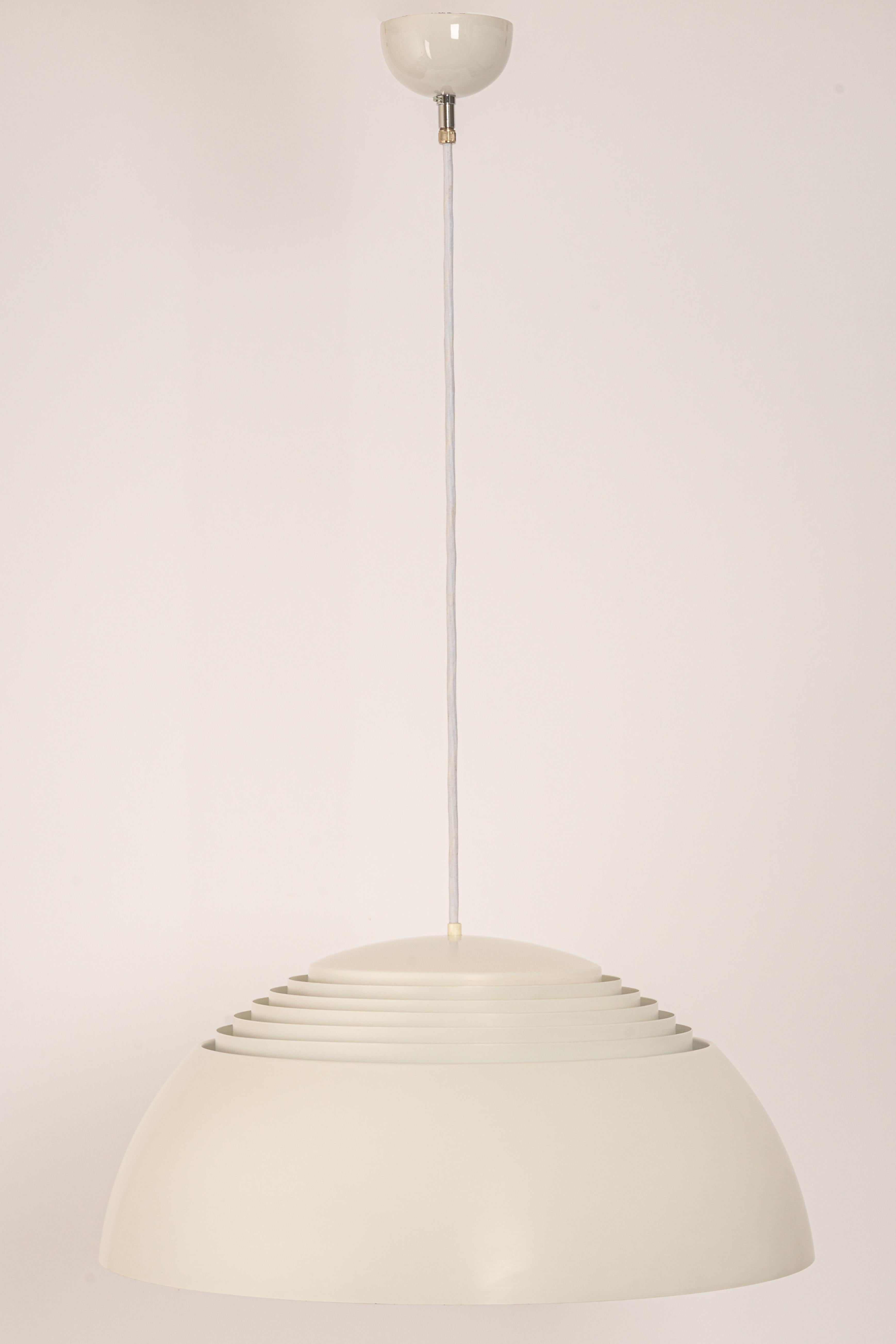Mid-Century Modern Large White Arne Jacobsen Pendant Light by Louis Poulsen, AJ Royal, 1960s