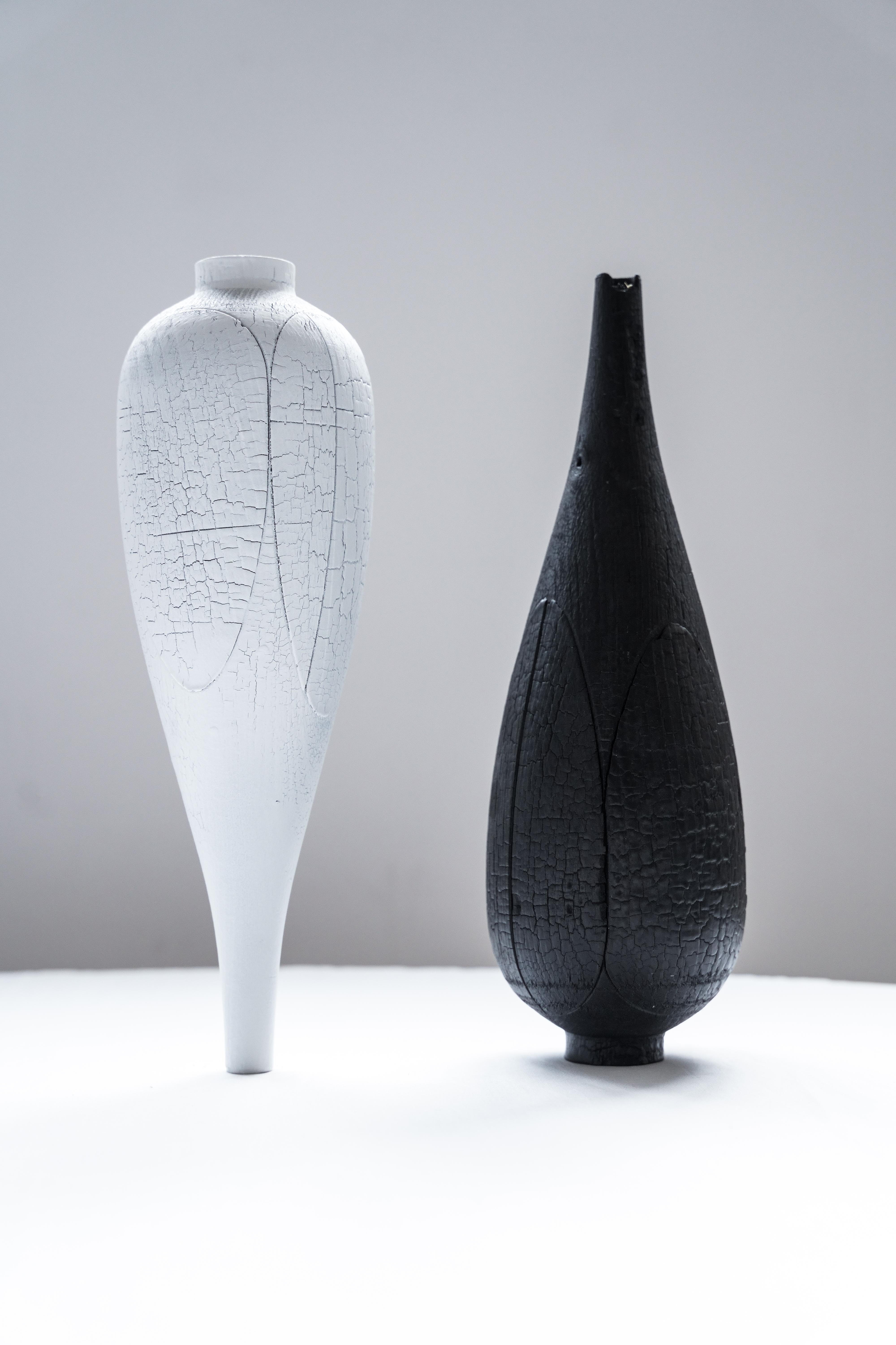 Large White Burnt Beech Vase by Daniel Elkayam For Sale 5