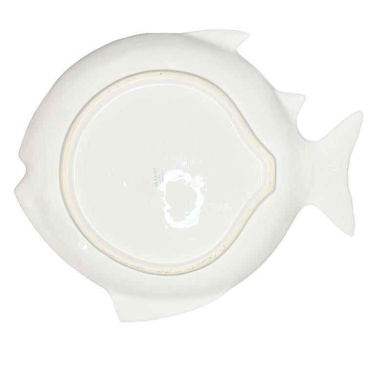 Grandes Platos de Cerámica Blanca para Servir Peces - Pareja Olfaire Portugal en Bueno estado para la venta en Oklahoma City, OK