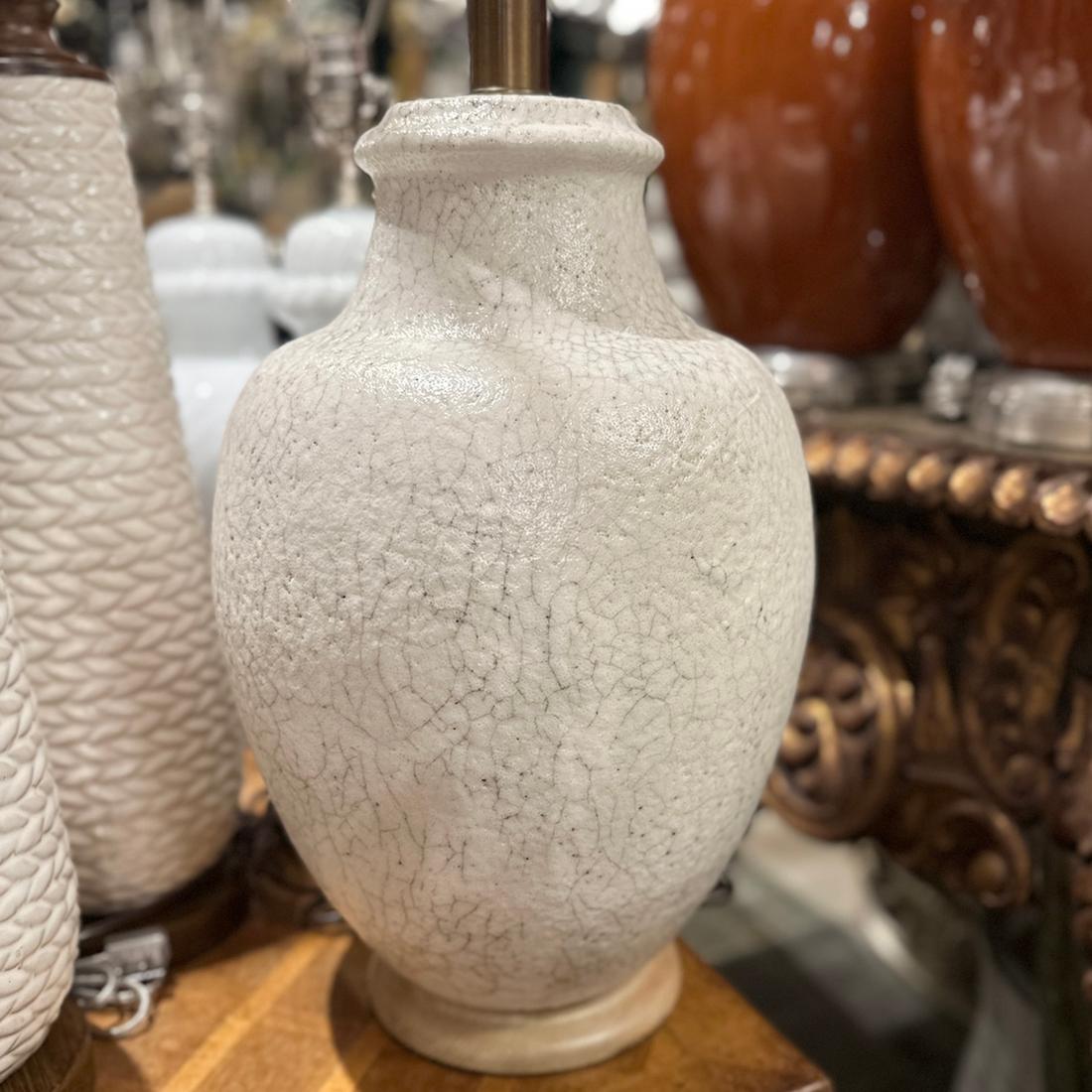 Mesa grande de cerámica blanca Cerámico en venta