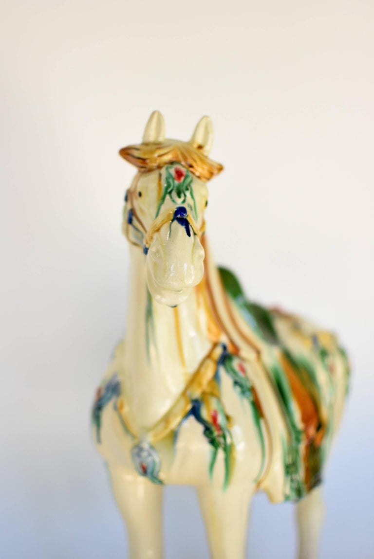 Large White Chinese Pottery Horse, with Red Jewels For Sale 3
