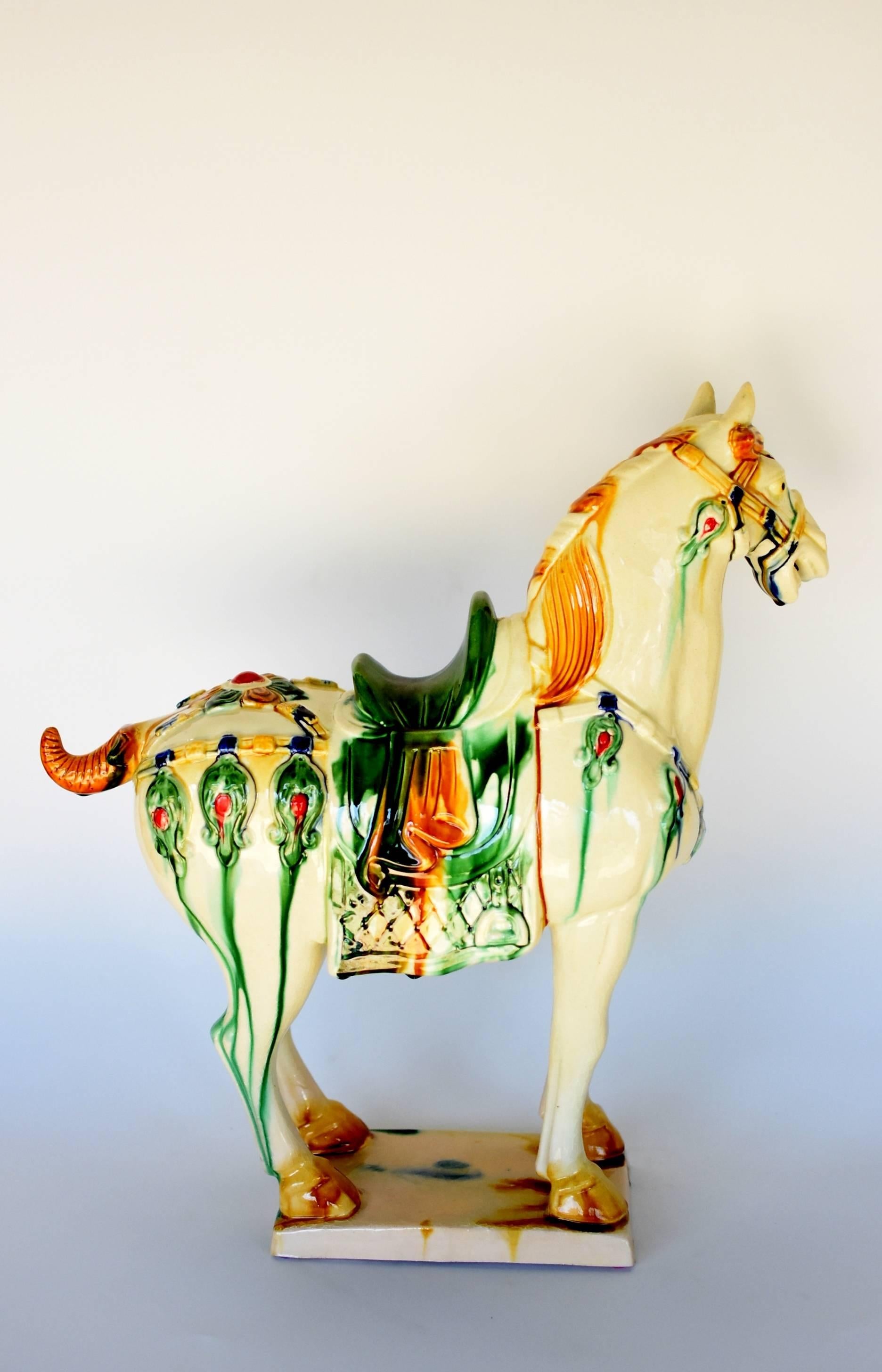 Large White Chinese Pottery Horse with Red Jewels 3
