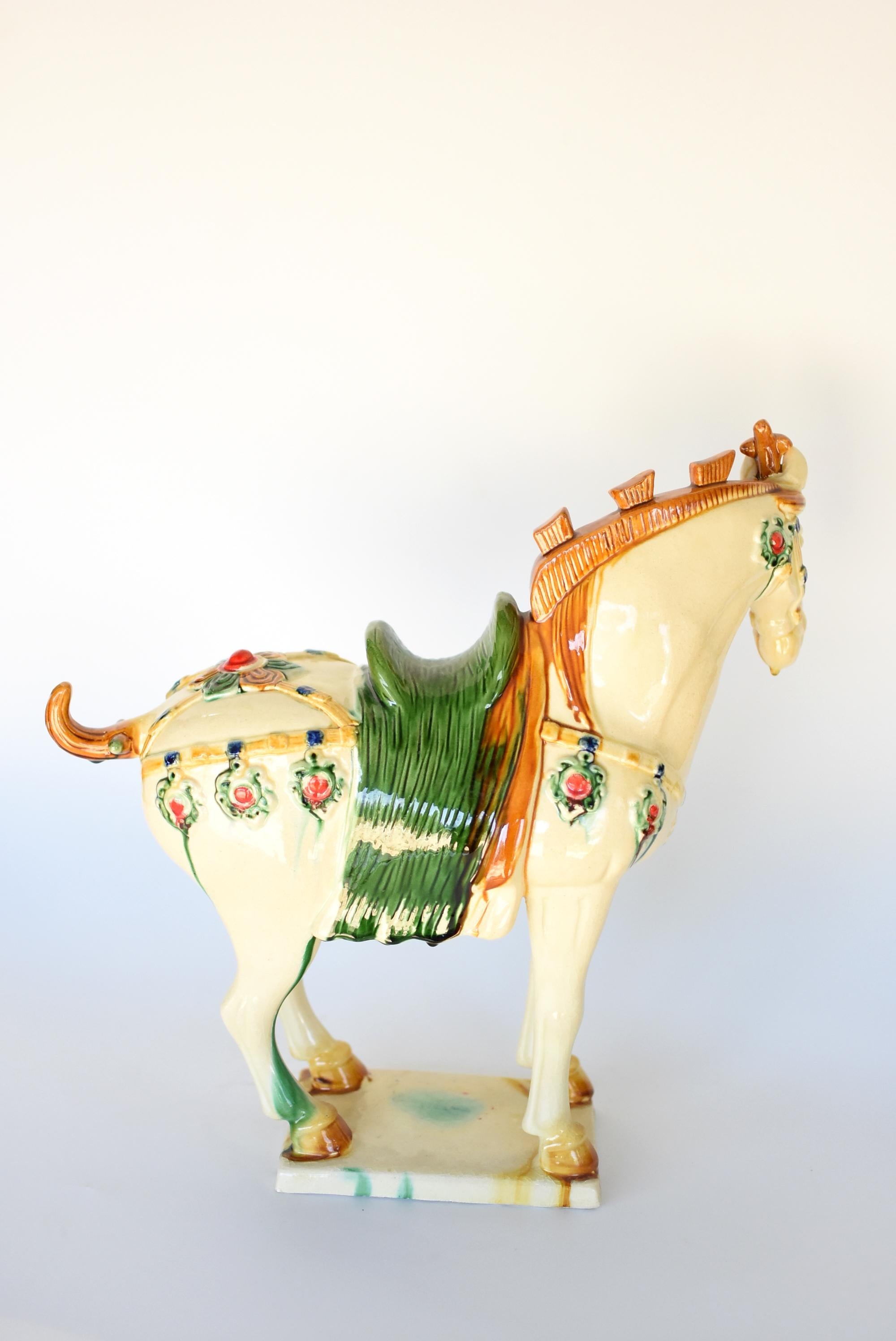 Large White Chinese Pottery Horse with Ruby Colored Studs 5