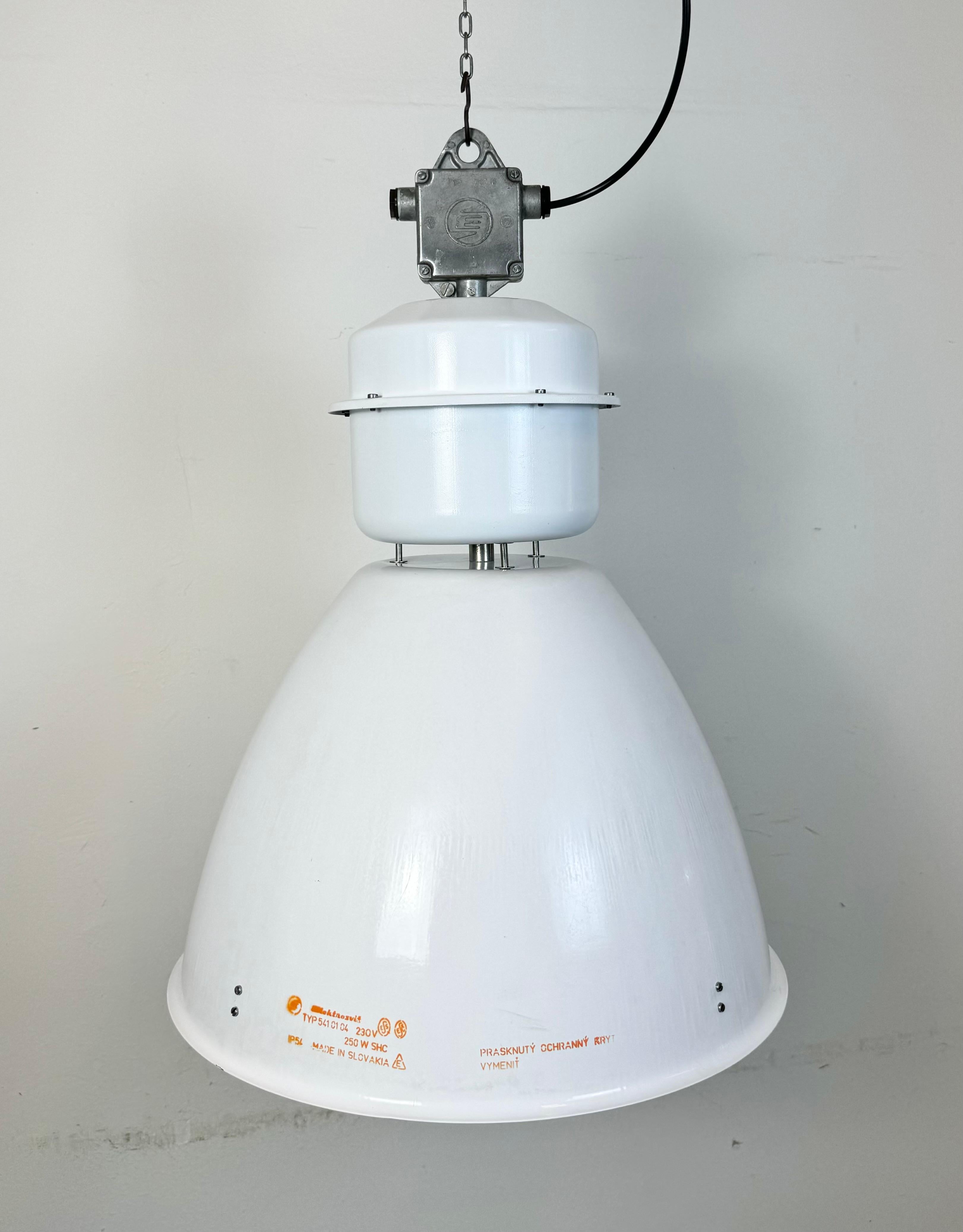 Slovak Large White Enamel Industrial Factory Lamp from Elektrosvit, 1990s For Sale