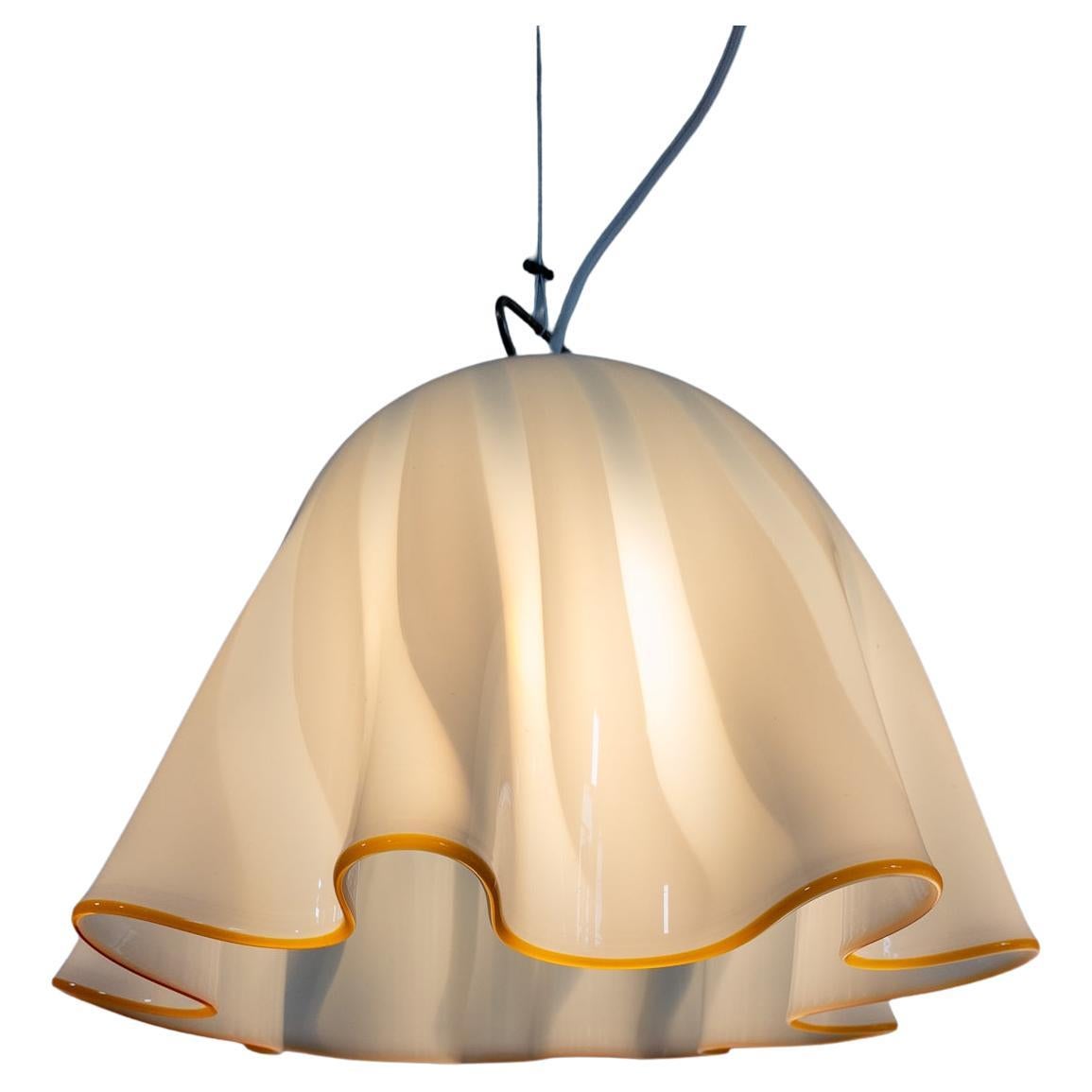 Gran lámpara colgante de cristal blanco de Kalmar Fazzoletto, década de 1970 en venta
