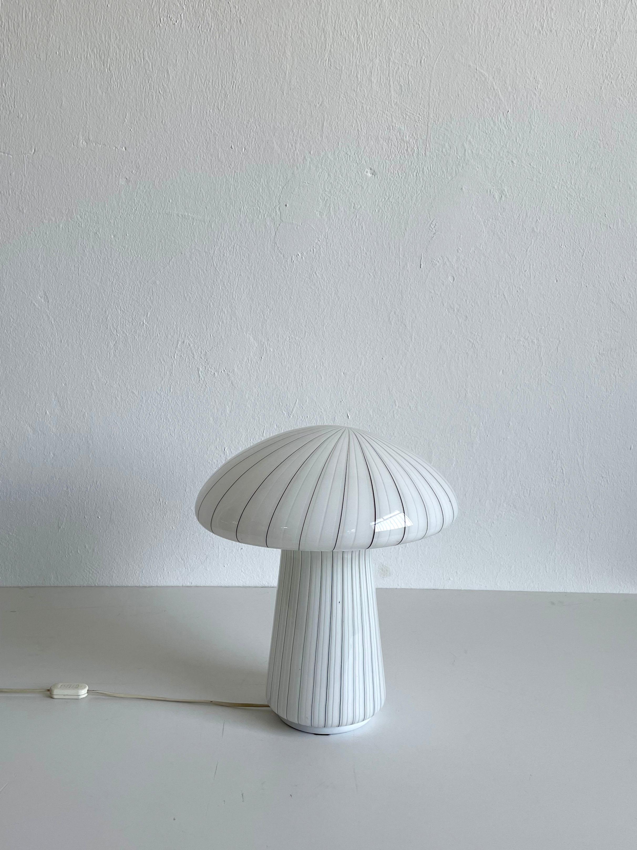 Italian Large White Glass Swirl Murano Mushroom Table Lamp, Italy 1970s For Sale