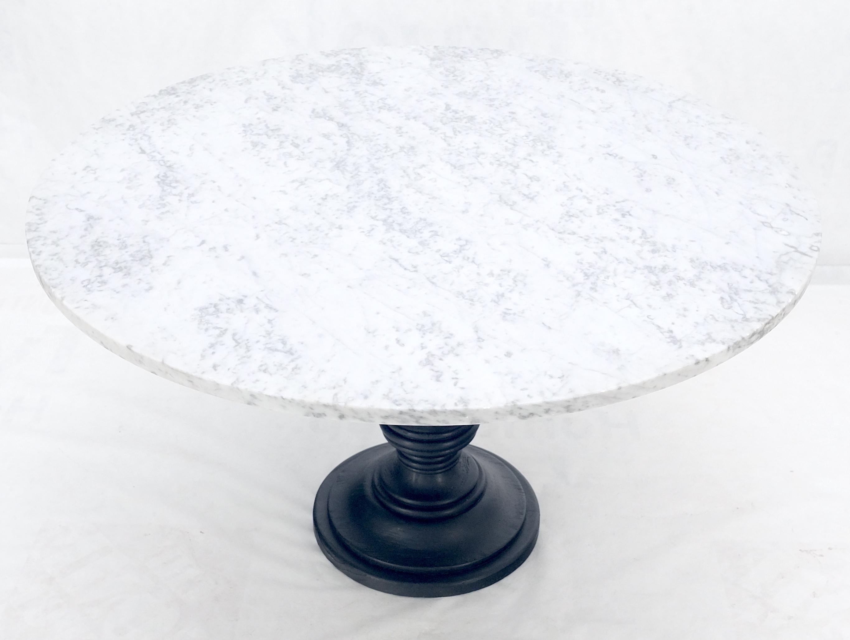 Laqué Grande table de salle à manger ronde à plateau de marbre blanc gris 54