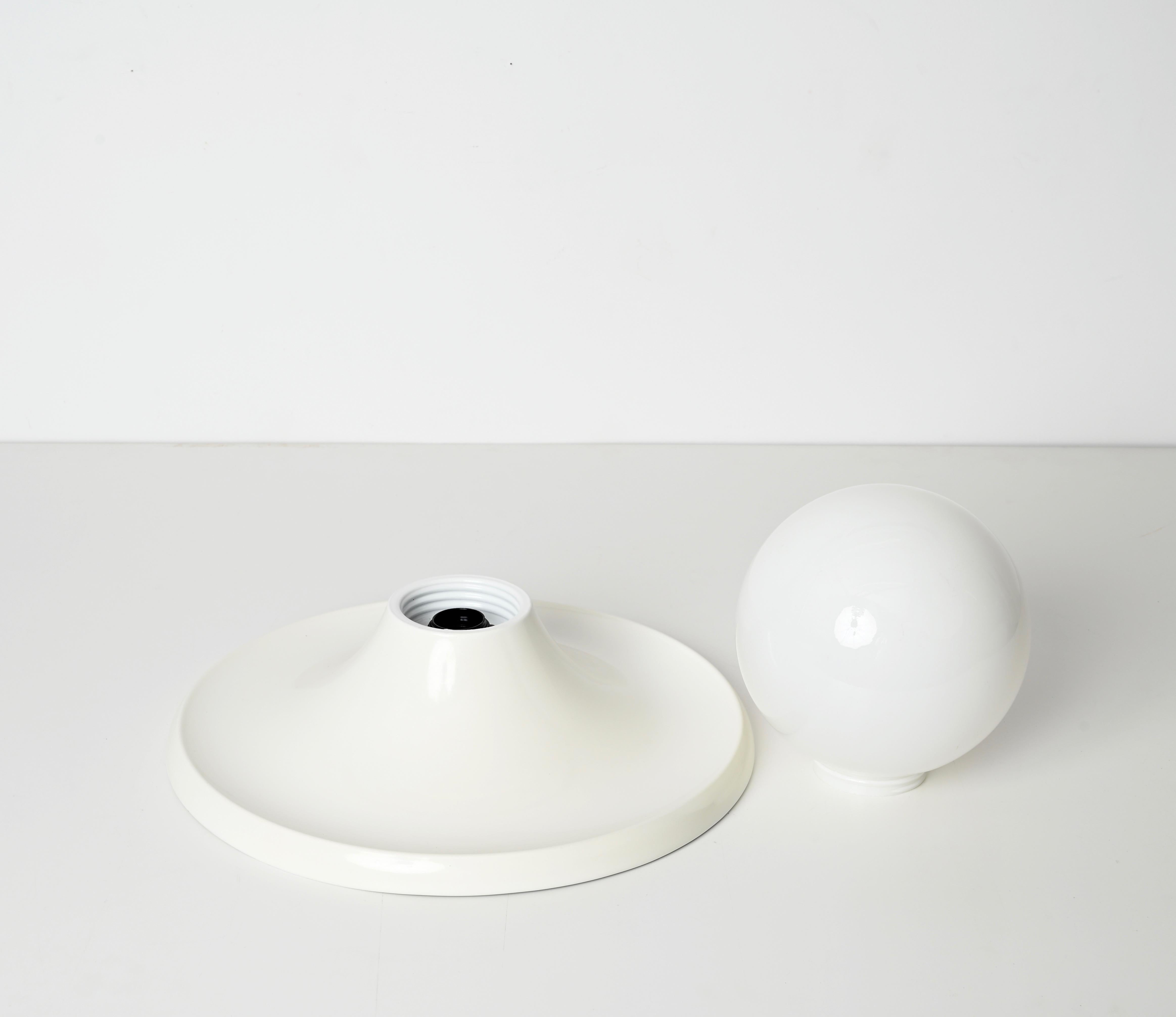 Large White Light Ball Wall or Ceiling Lamps by Castiglioni for Flos, Italy 1960 For Sale 4