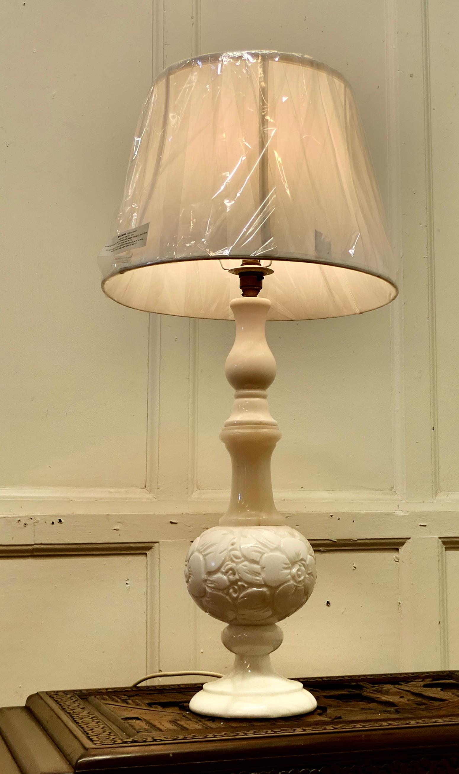 Neoclassical Large White Marble Bulbous Carved Table Lamp For Sale