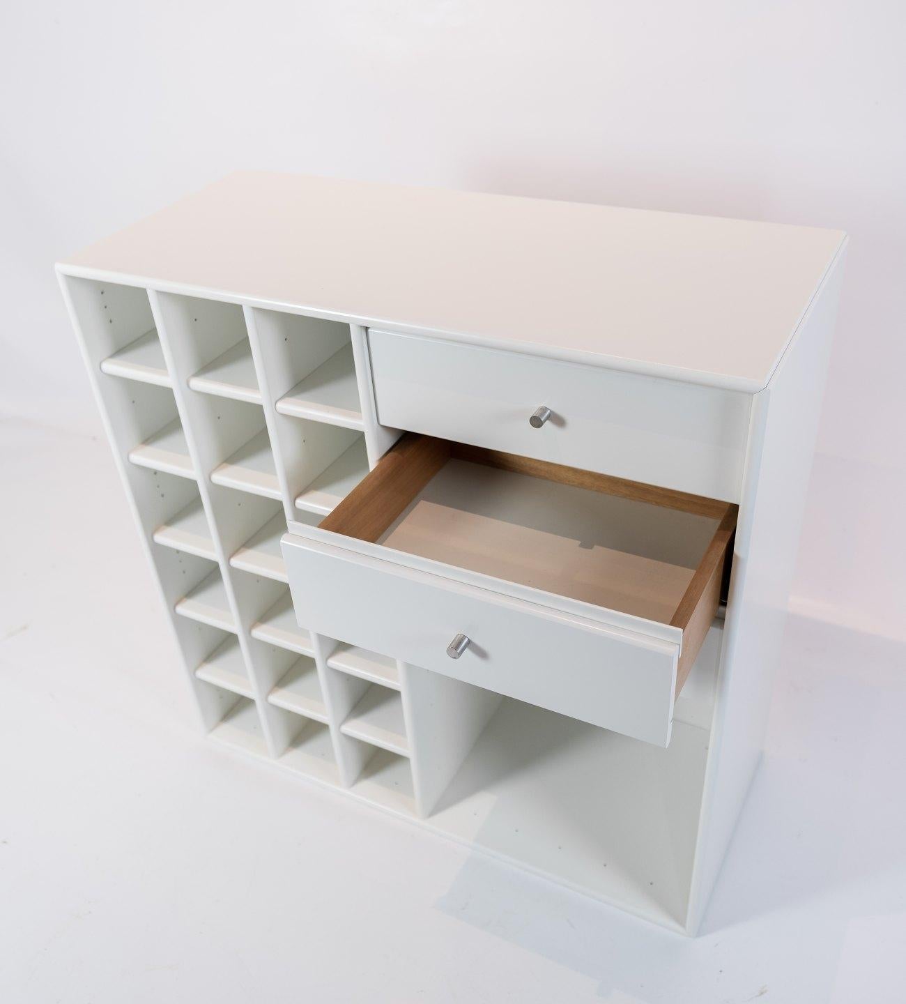 Large white Montana module with drawers and 18 smaller shelves, designed by Peter J. Lassen.