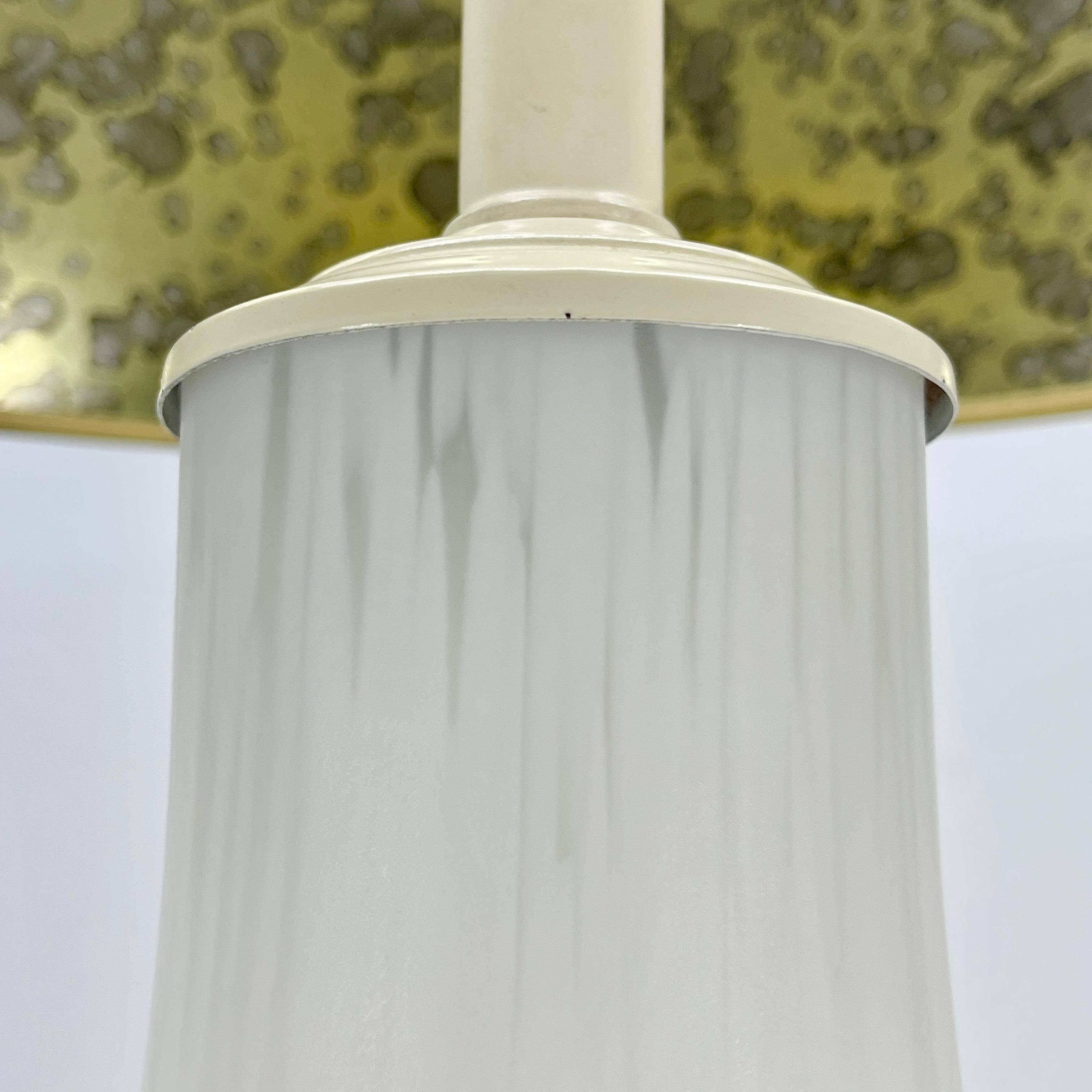 Grande lampe en verre de Murano «ottled » blanche de Carlo Nason pour Mazzega, Italie, années 1970 en vente 3