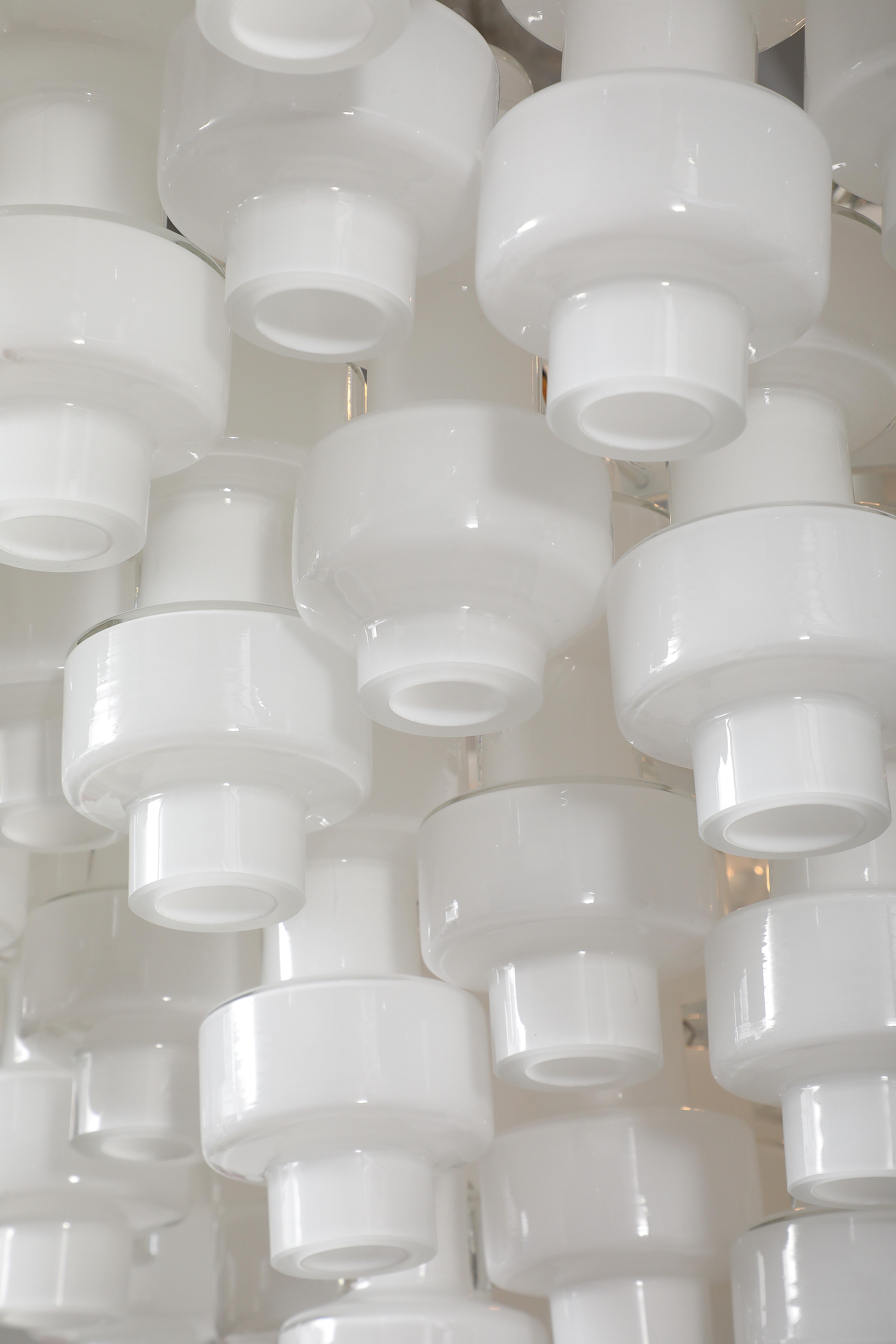 Large White Murano Glass  Chandelier For Sale 6