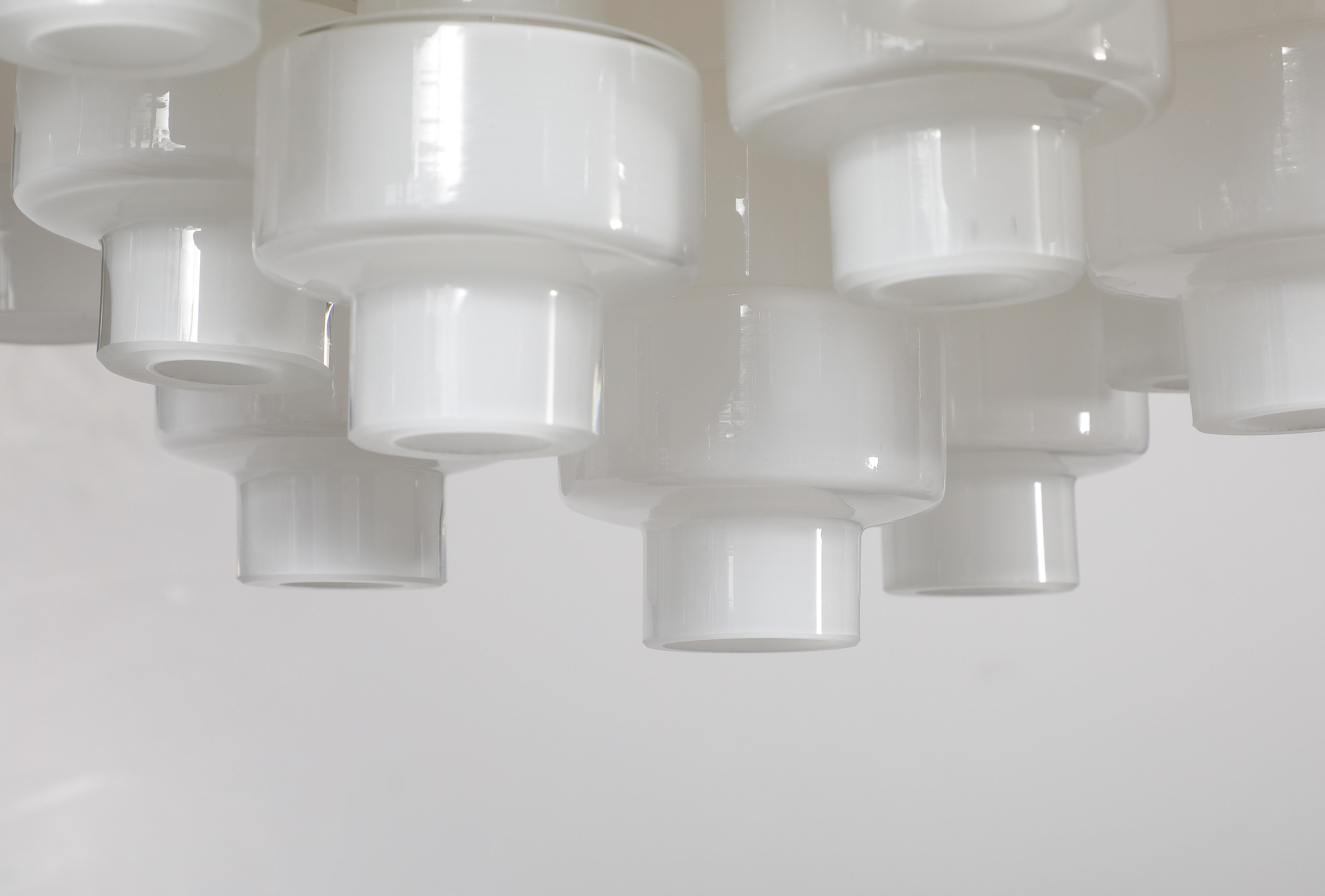 Large White Murano Glass  Chandelier For Sale 7