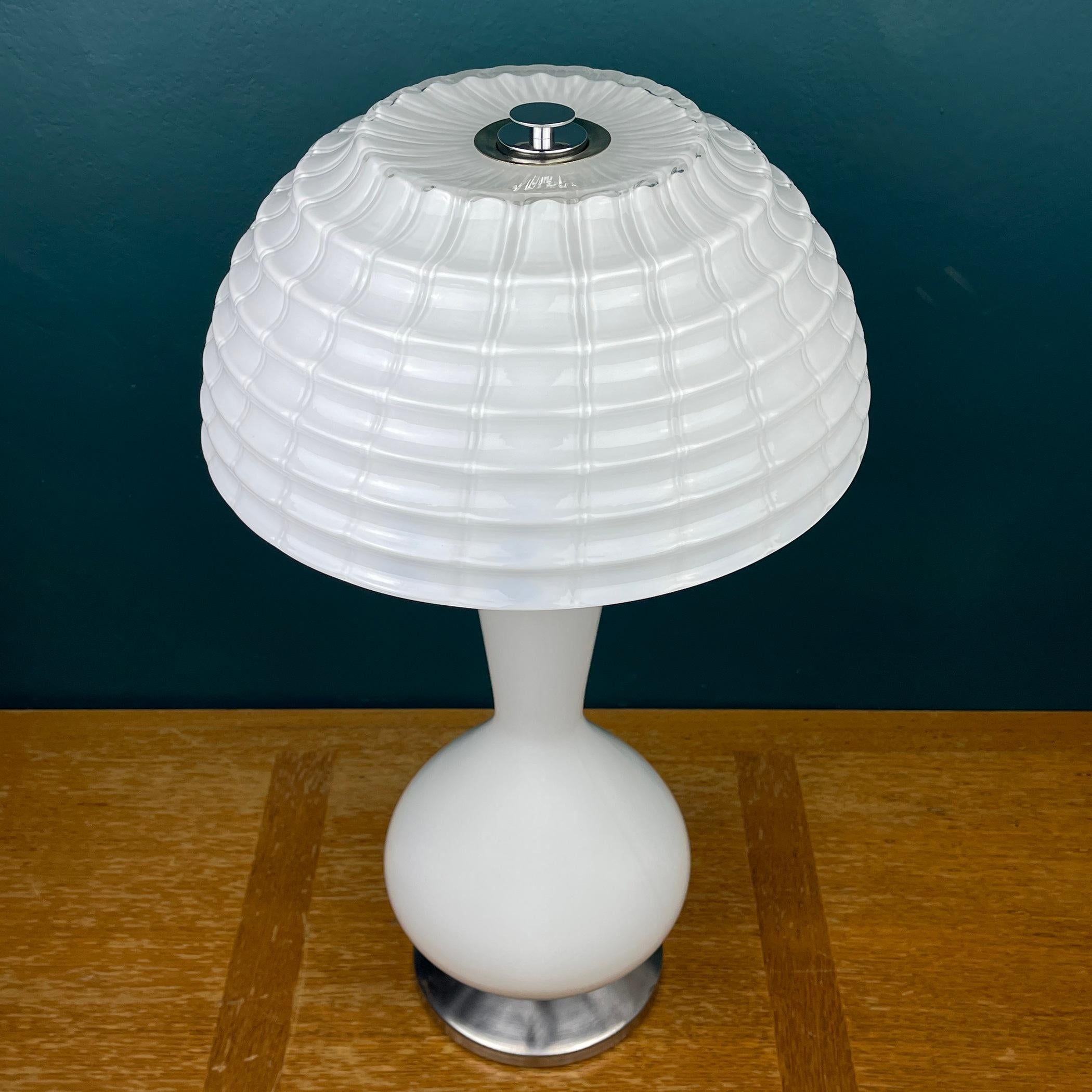 Large White Murano Table Lamp Mushroom, Italy 1970s For Sale 6