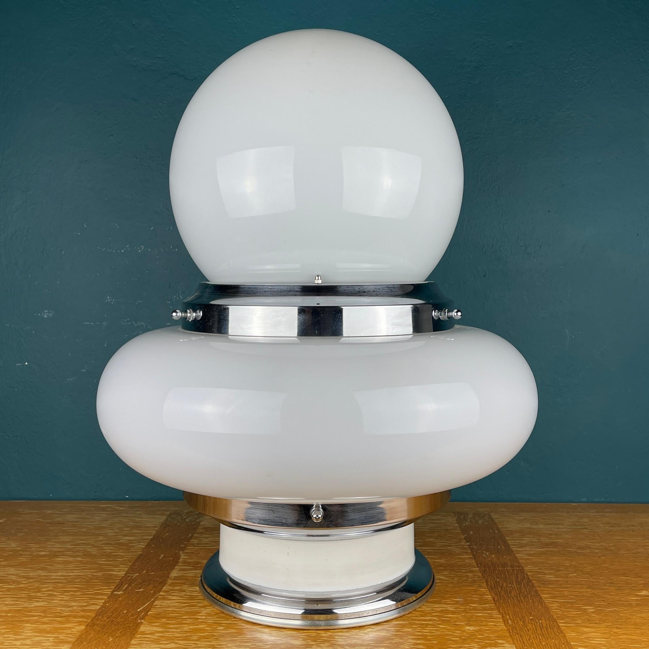 Large White Opaline Glass Table or Floor Lamp UFO, Italy, 1970s For Sale 6