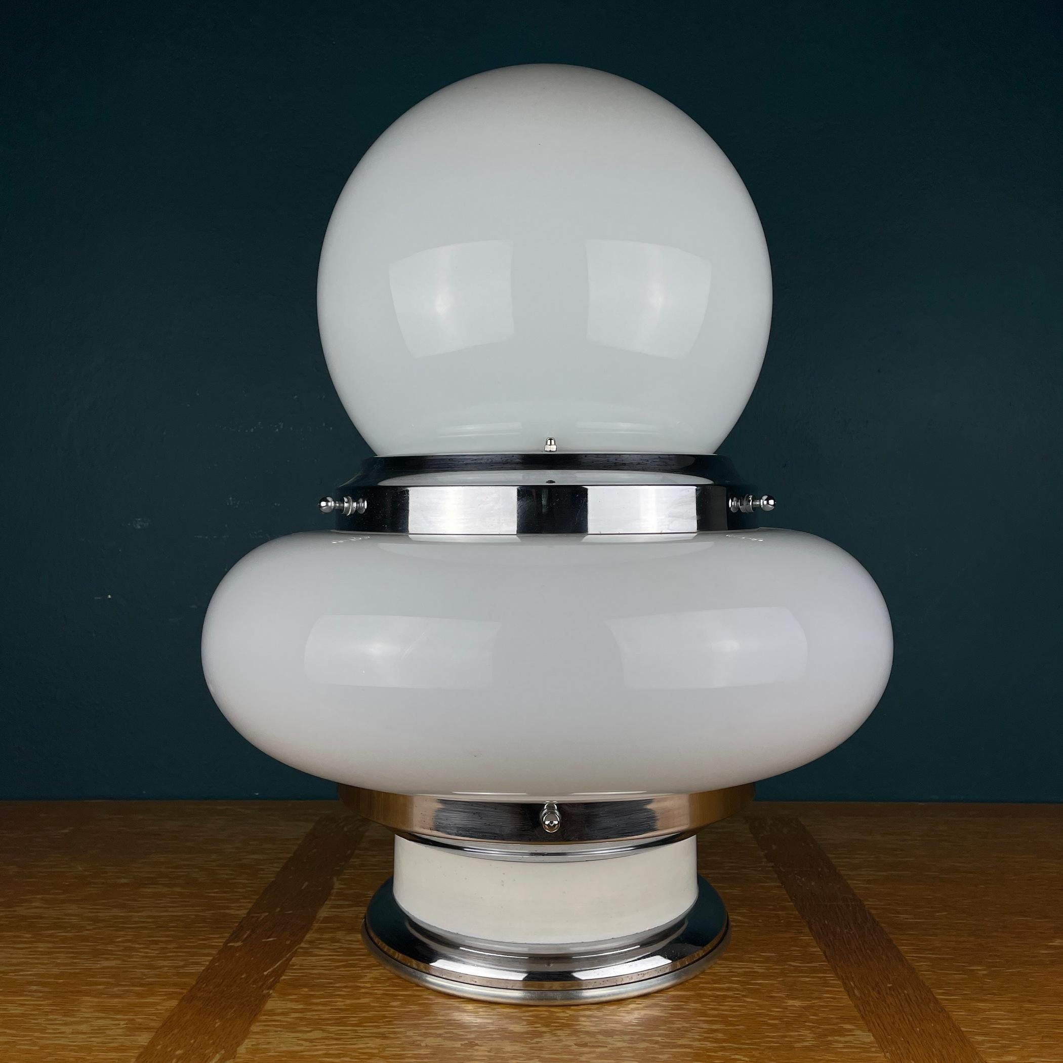 Large White Opaline Glass Table or Floor Lamp UFO, Italy, 1970s For Sale 7