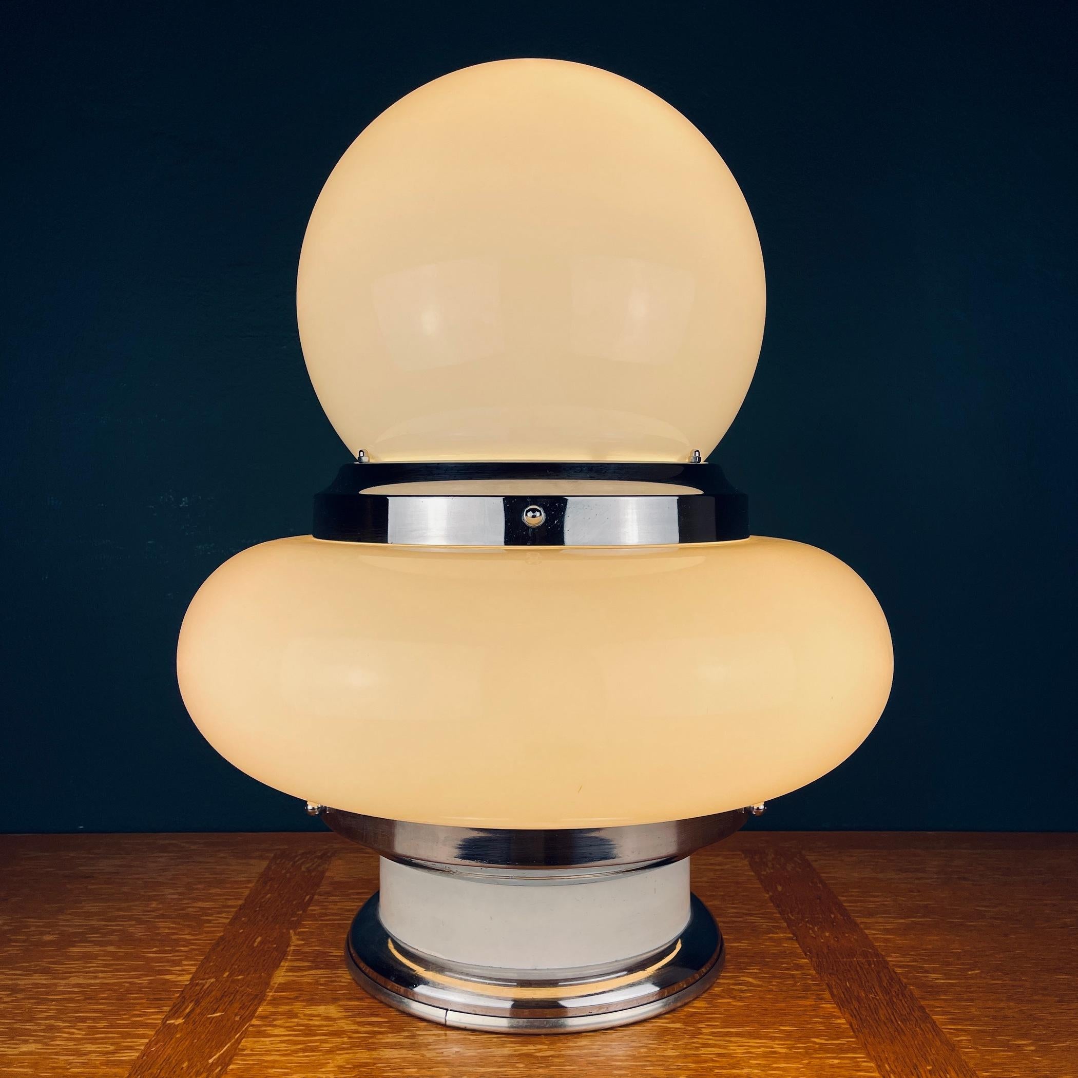 Mid-Century Modern Large White Opaline Glass Table or Floor Lamp UFO, Italy, 1970s For Sale
