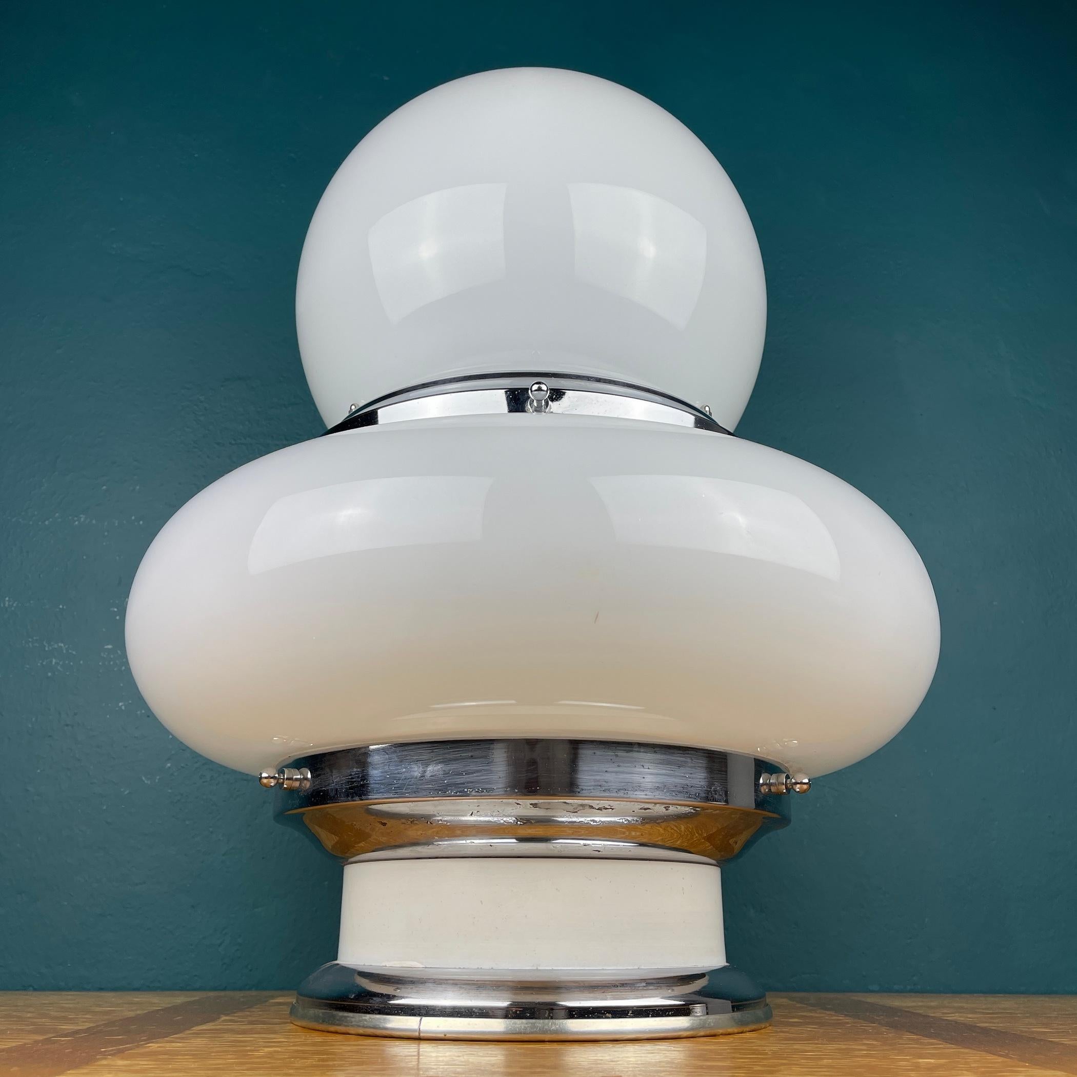 Large White Opaline Glass Table or Floor Lamp UFO, Italy, 1970s For Sale 2