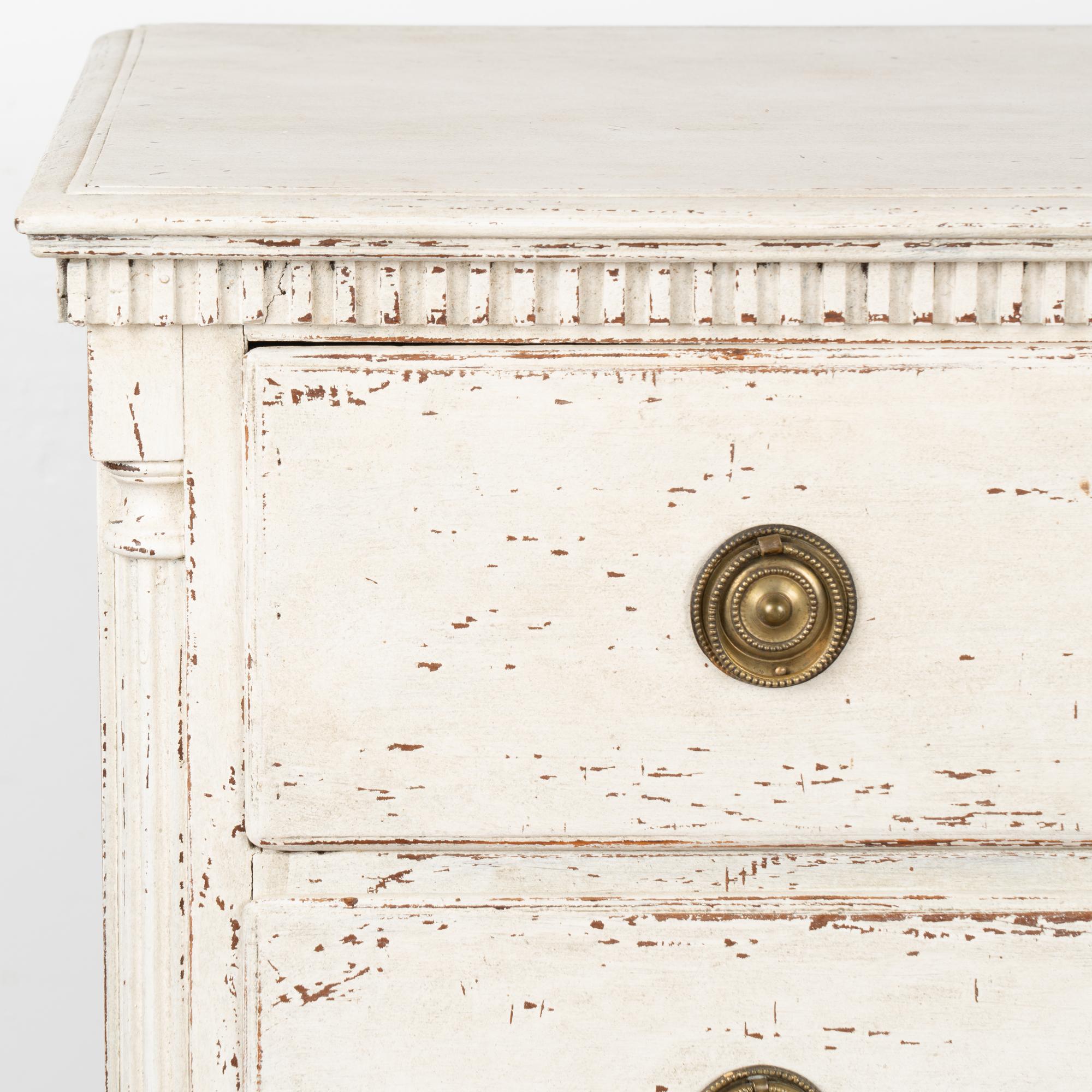 Large White Painted Chest of Four Drawers, Denmark circa 1800 7