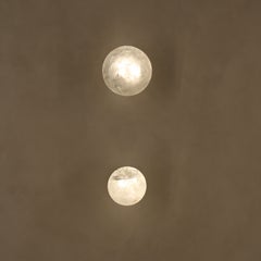 Grande lampe murale IV en quartz blanc par Aver