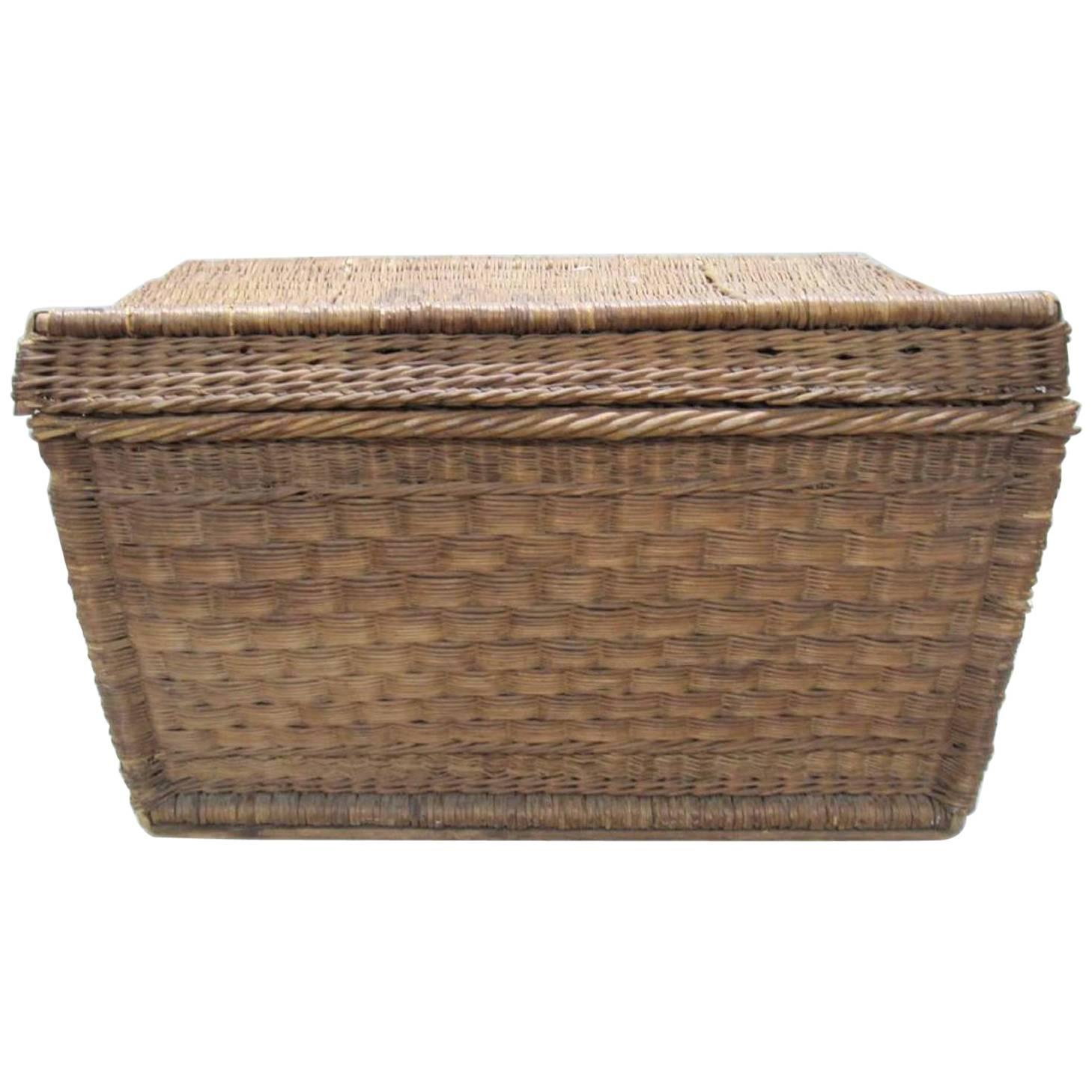 Large Wicker Basket Trunk
