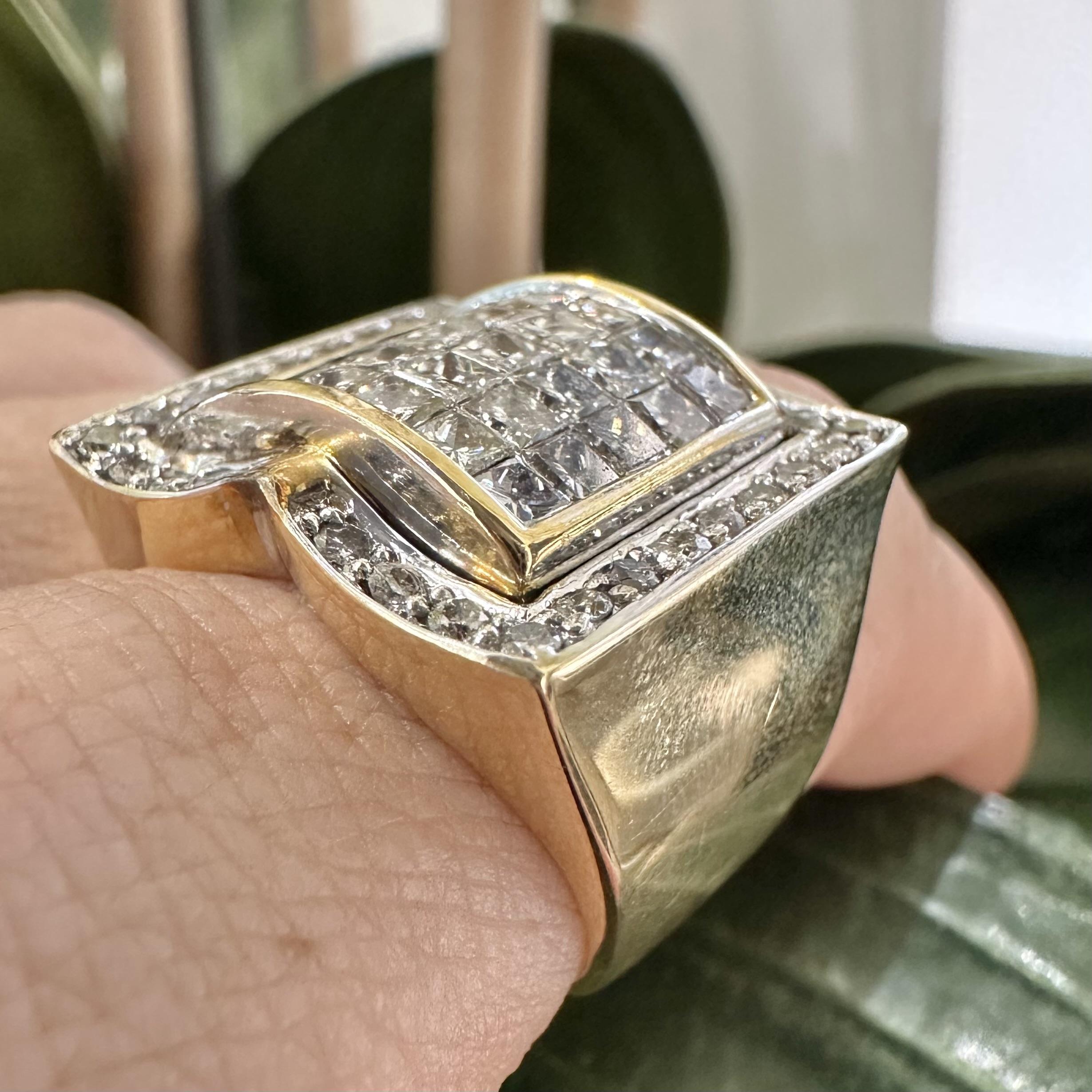 Style: Statement/Square Top Ring
Material: Yellow Gold
Metal Purity: 18k
Stones: 30 Princess Cut Diamonds and 30 Round Diamonds
Total Approximate Carat Weight: ~ 3.9 ct
Ring Size: 7.5 (can be sized upon request)
Total Item Weight (grams): 14
Square