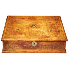 Gran caja de encaje de ostras con incrustaciones de olivo de William & Mary del siglo XVII, circa 1690