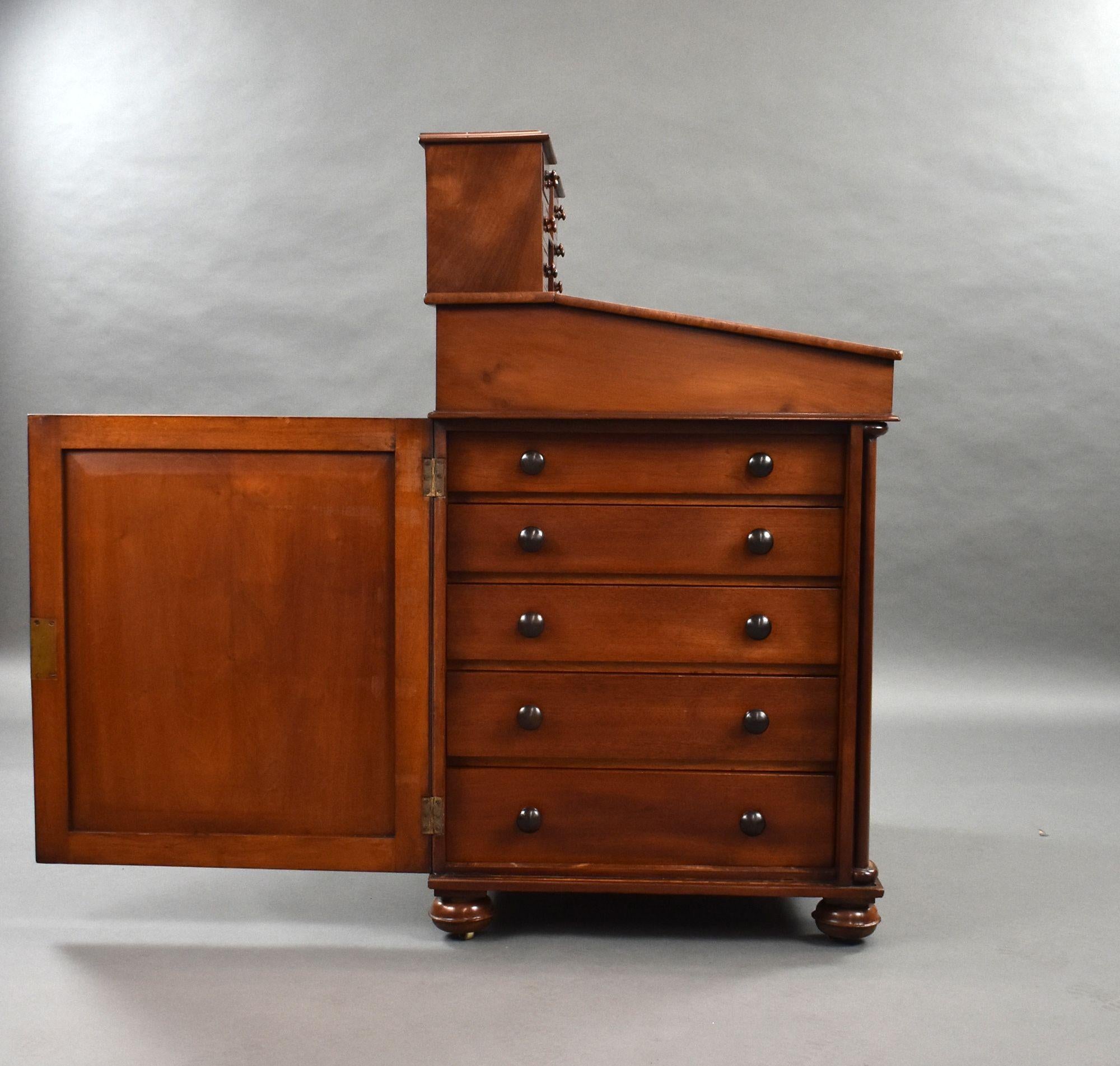 Davenport grande in mogano William IV in vendita 1